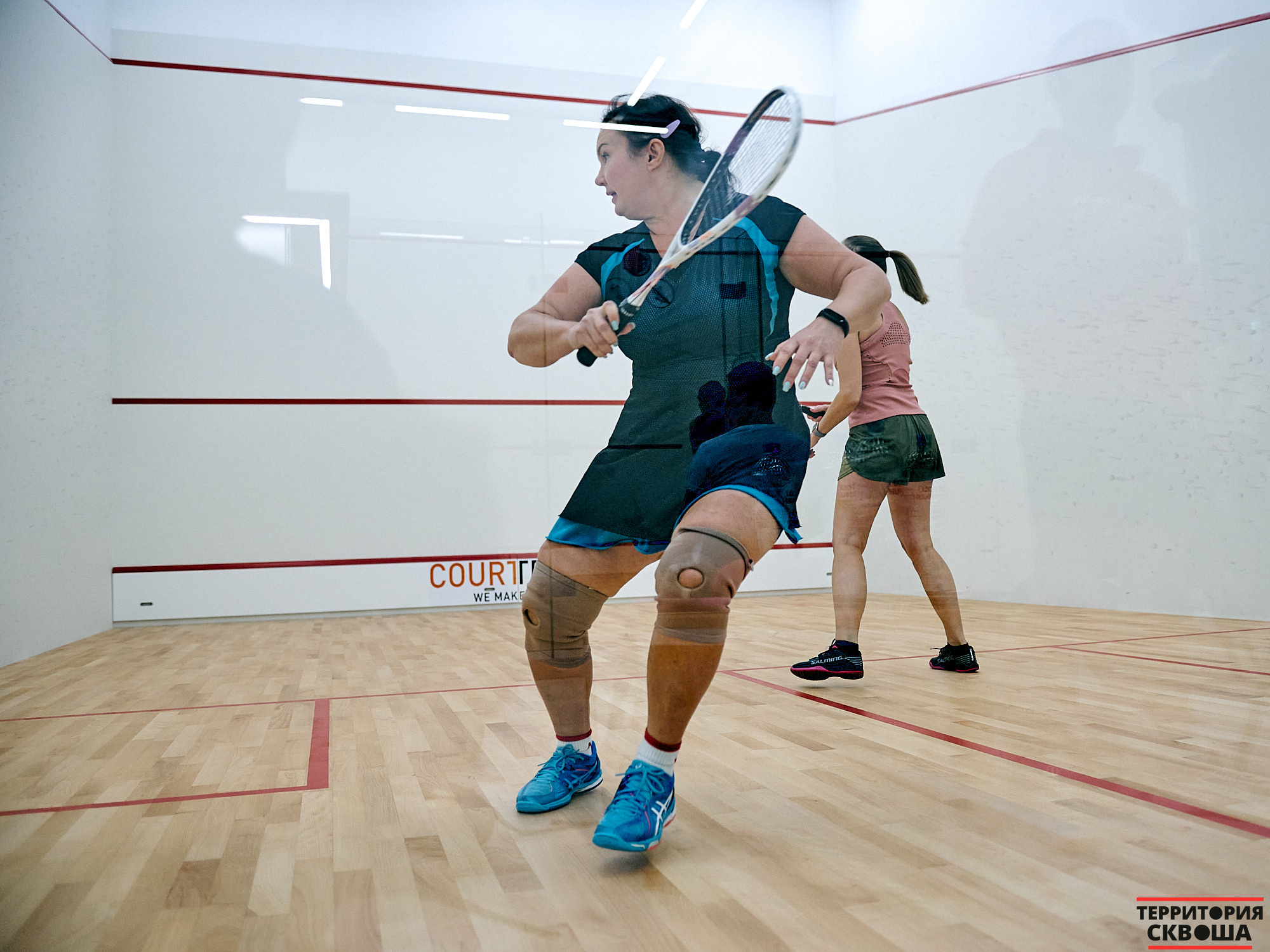 Турнир по сквошу. Фотографии отовсюду и обо всем