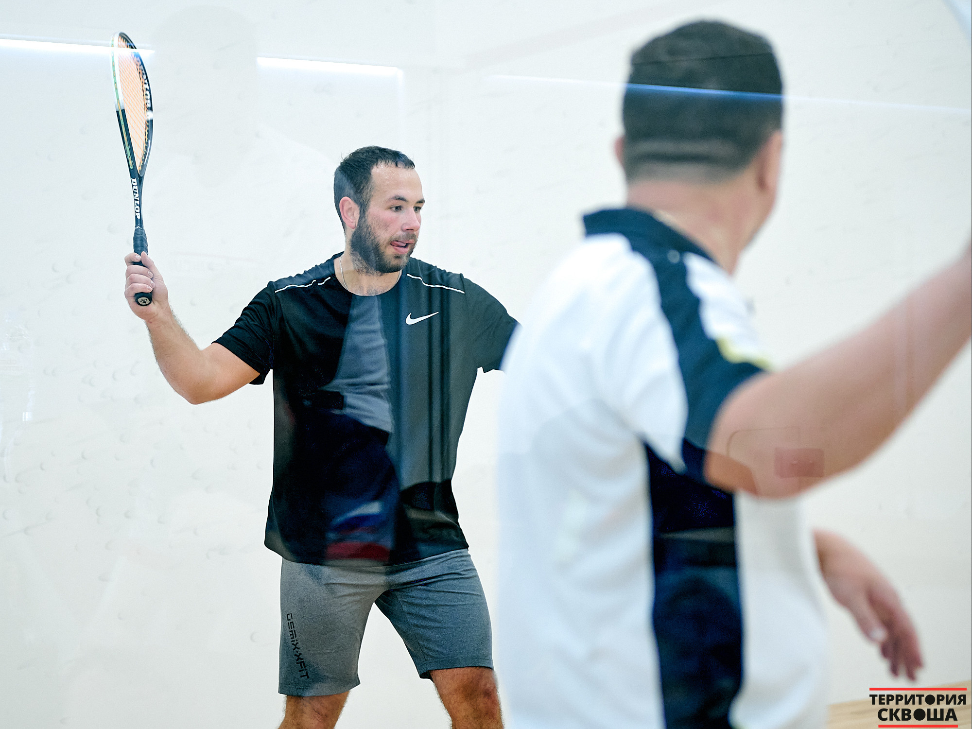 Турнир по сквошу. Фотографии отовсюду и обо всем