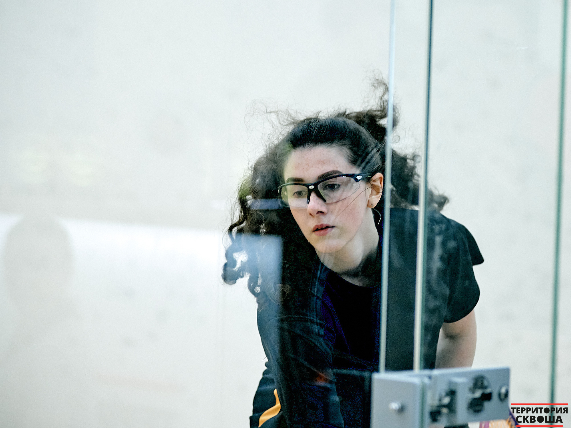 Турнир по сквошу. Фотографии отовсюду и обо всем