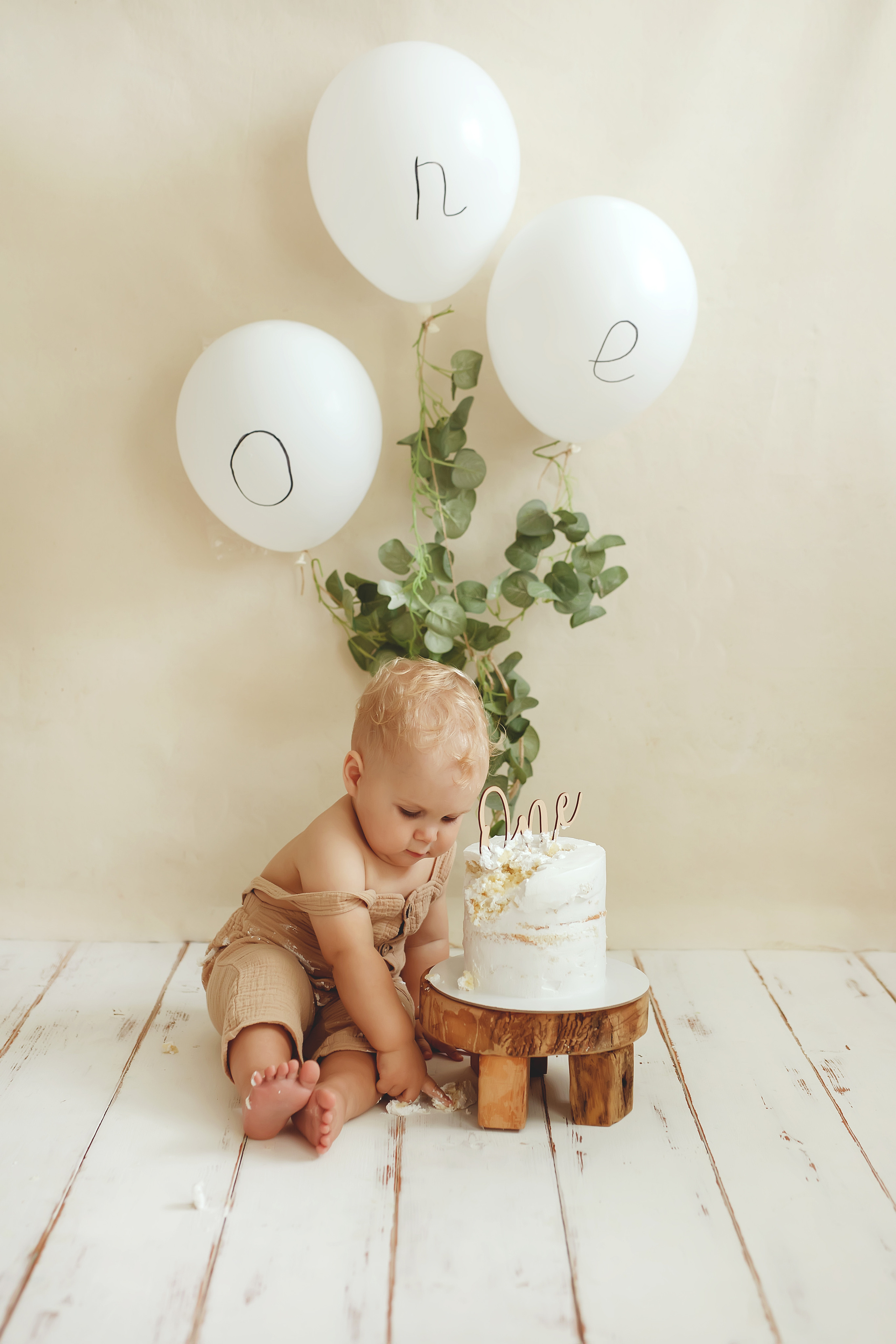 Крушение торта. Ньюборн фотограф Владивосток