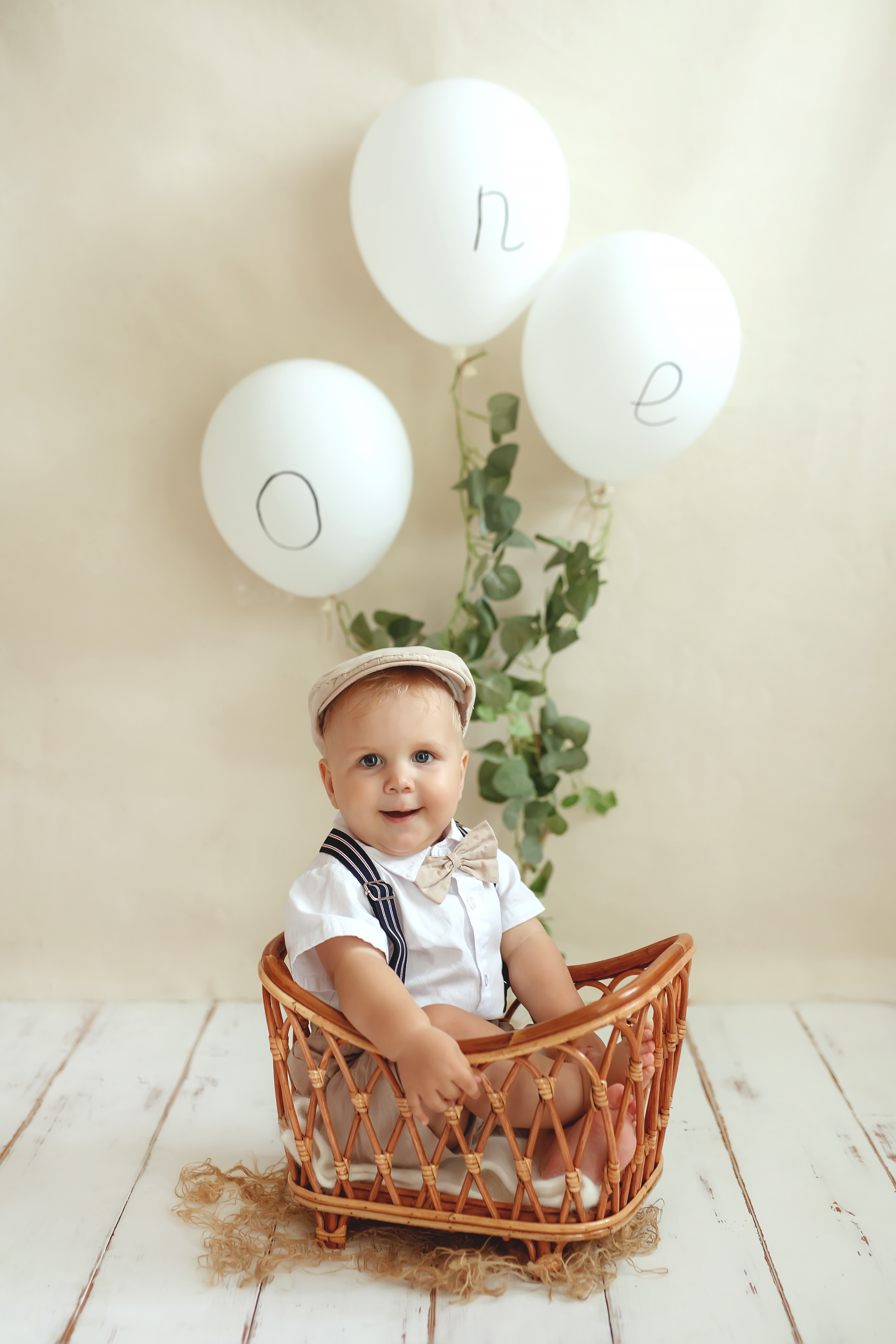 Крушение торта. Ньюборн фотограф Владивосток