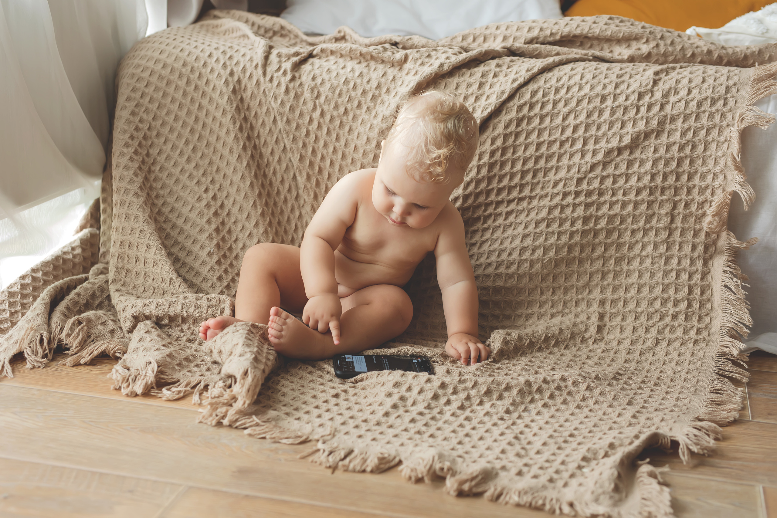 Крушение торта. Ньюборн фотограф Владивосток