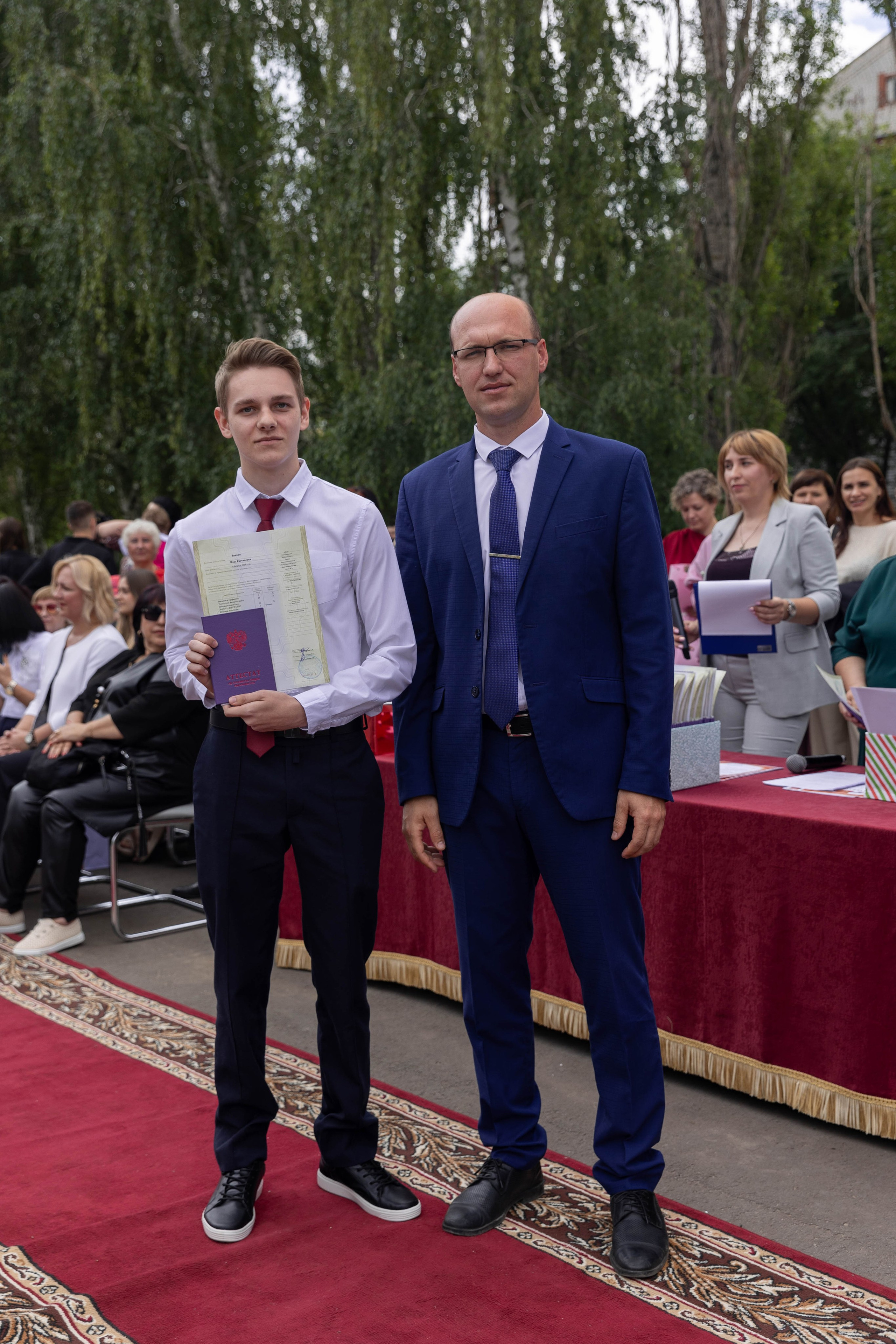 Выпускной 9 класс СОШ 3 2025. Свадебный семейный фотограф Костырина Светлана