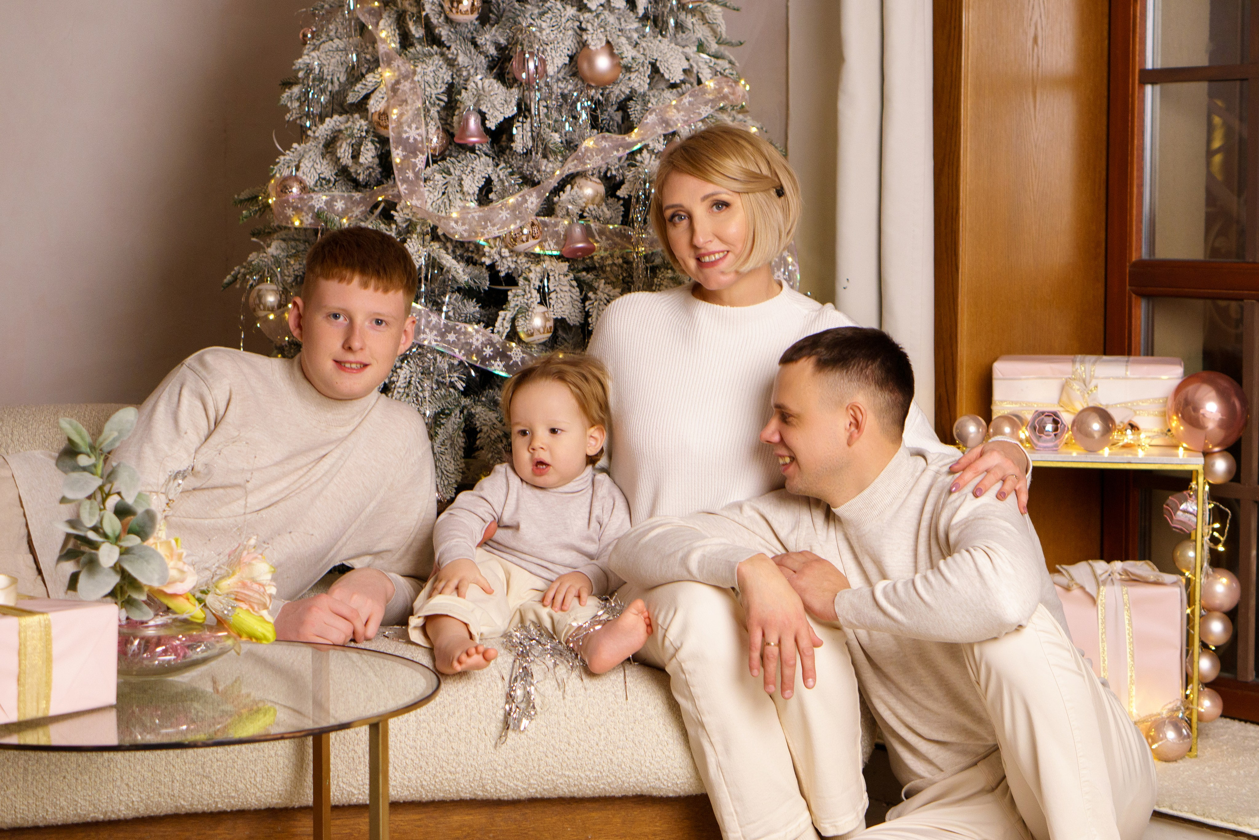 Елена. Семейная новогодняя фотосессия. Женский, семейный и детский фотограф в Тюмени Диана Осипова