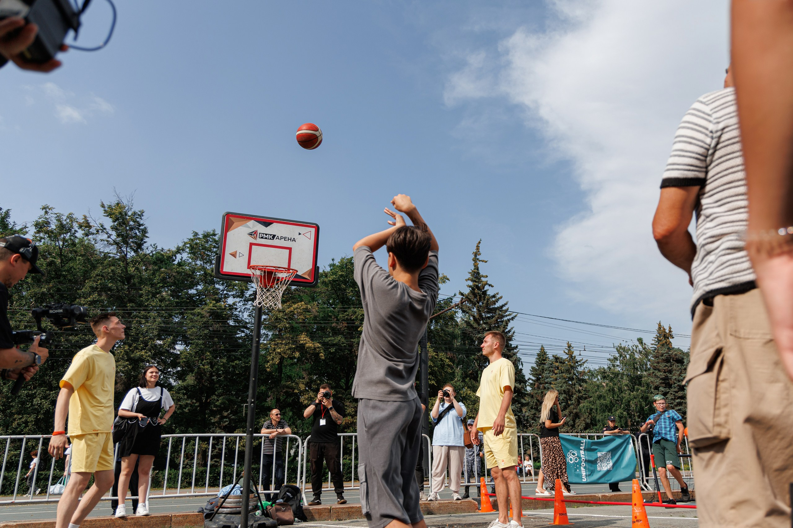 Оптик Центр | праздник в честь 25-и летия