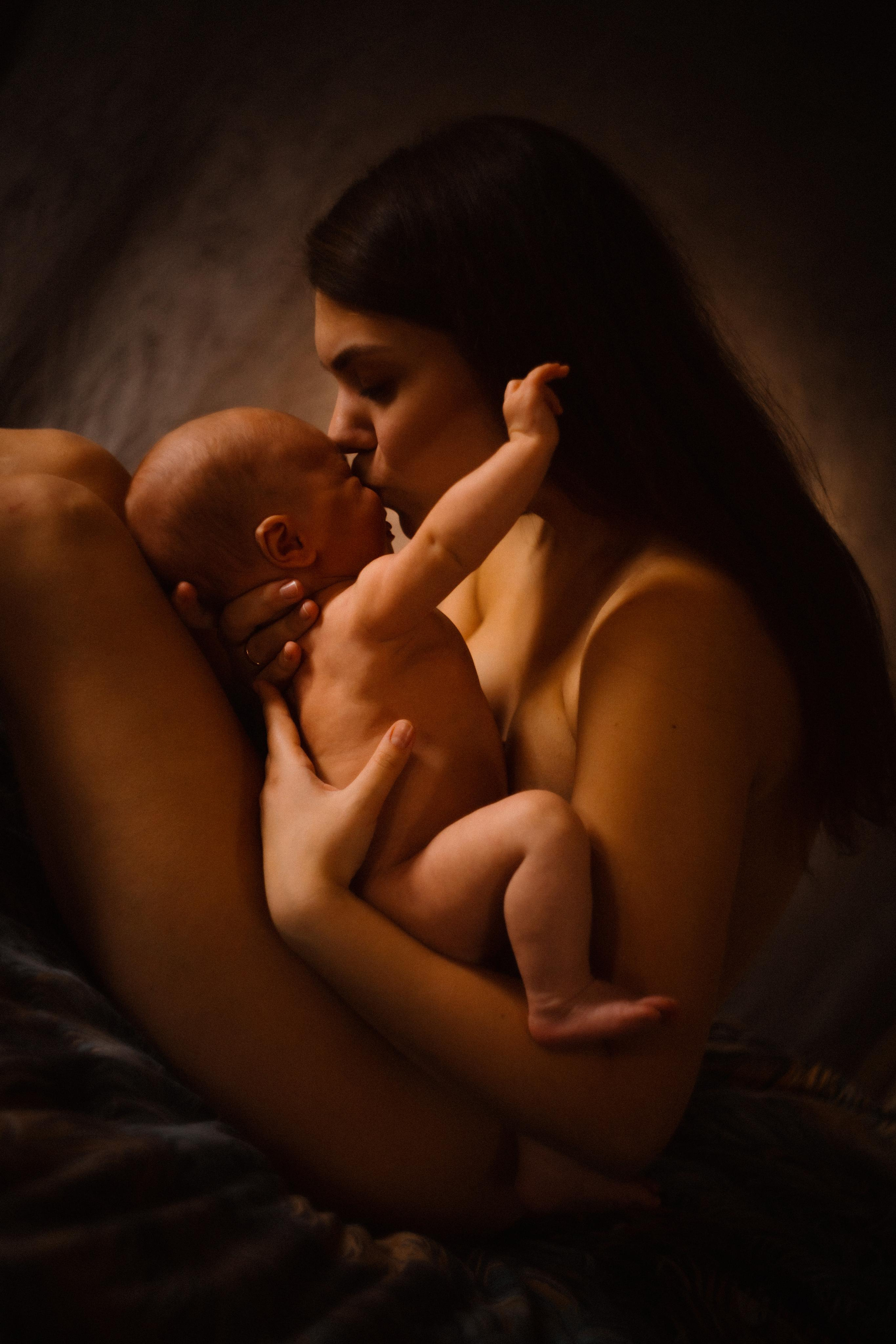 Семейная домашняя фотосессия для Саши, Ани и Эмиля. Фотограф Куянова Алина, семейные и свадебные фотосессии в Калининграде