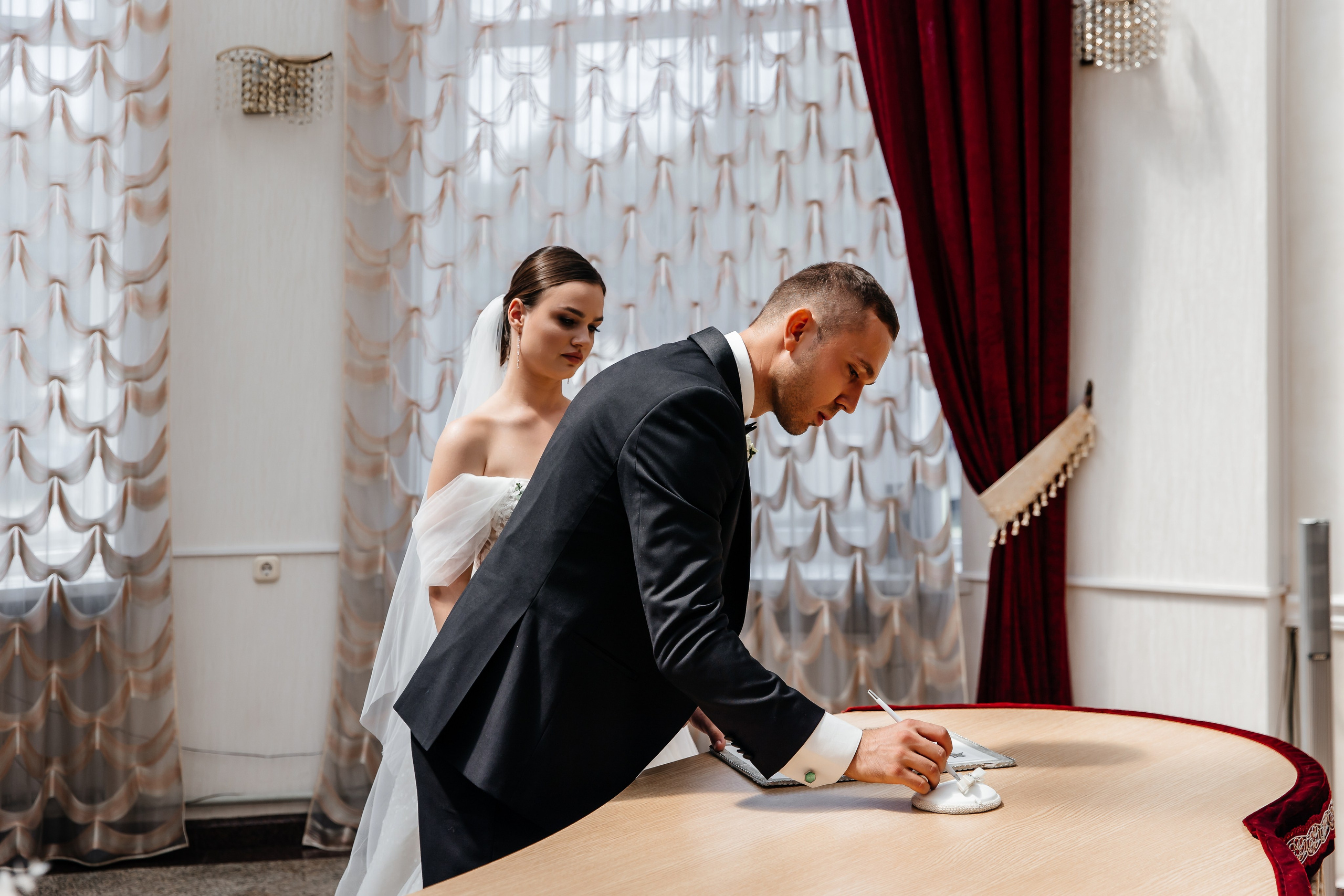 Анонс свадьбы для Романа и Алены. Свадебный фотограф в Крыму и Севастополе Ольга Баскакова