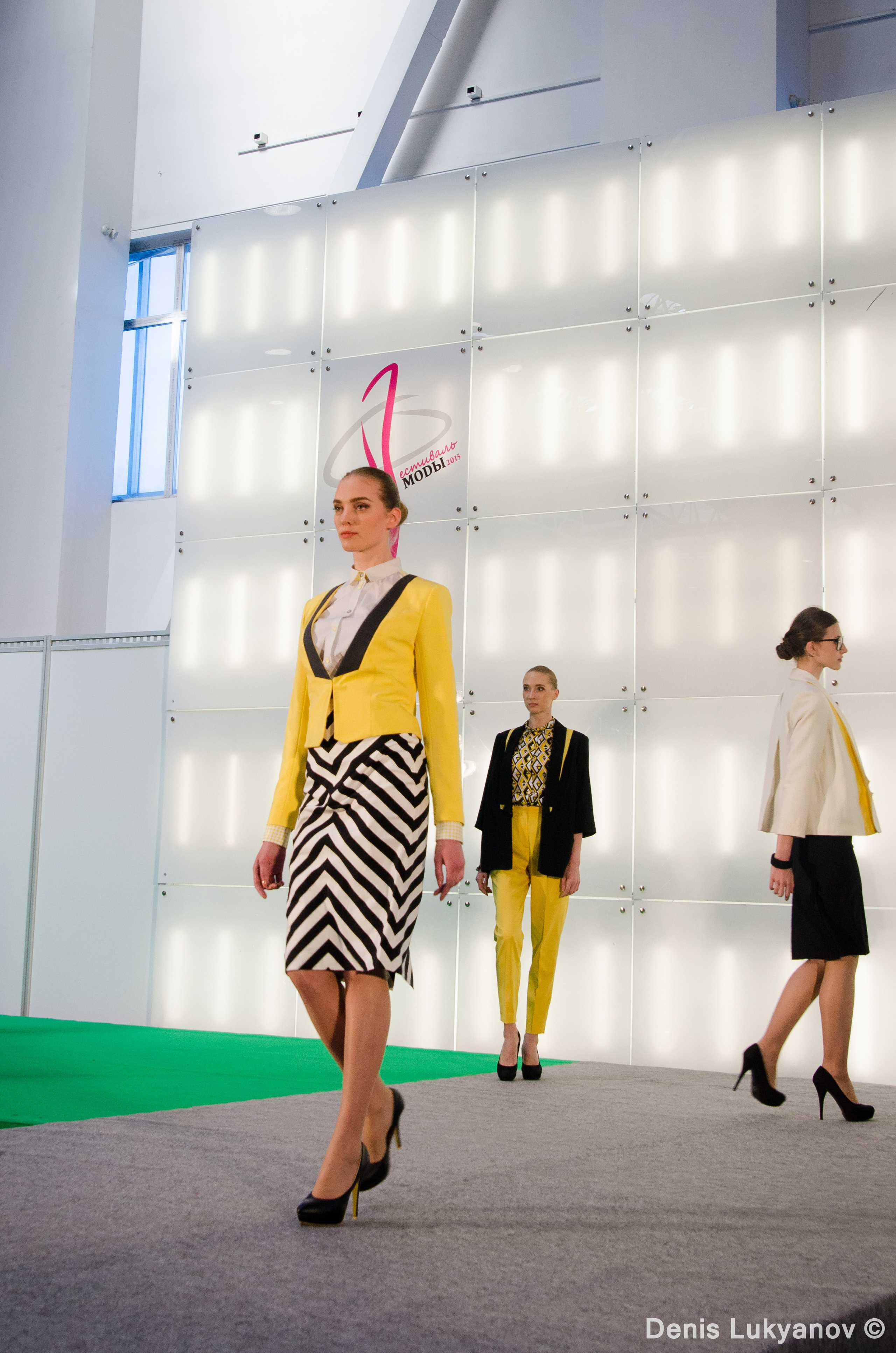 Формула Моды.Континент. Свадебный и семейный фотограф Денис Лукьянов в Краснодаре, Краснодарском крае и Республике Крым