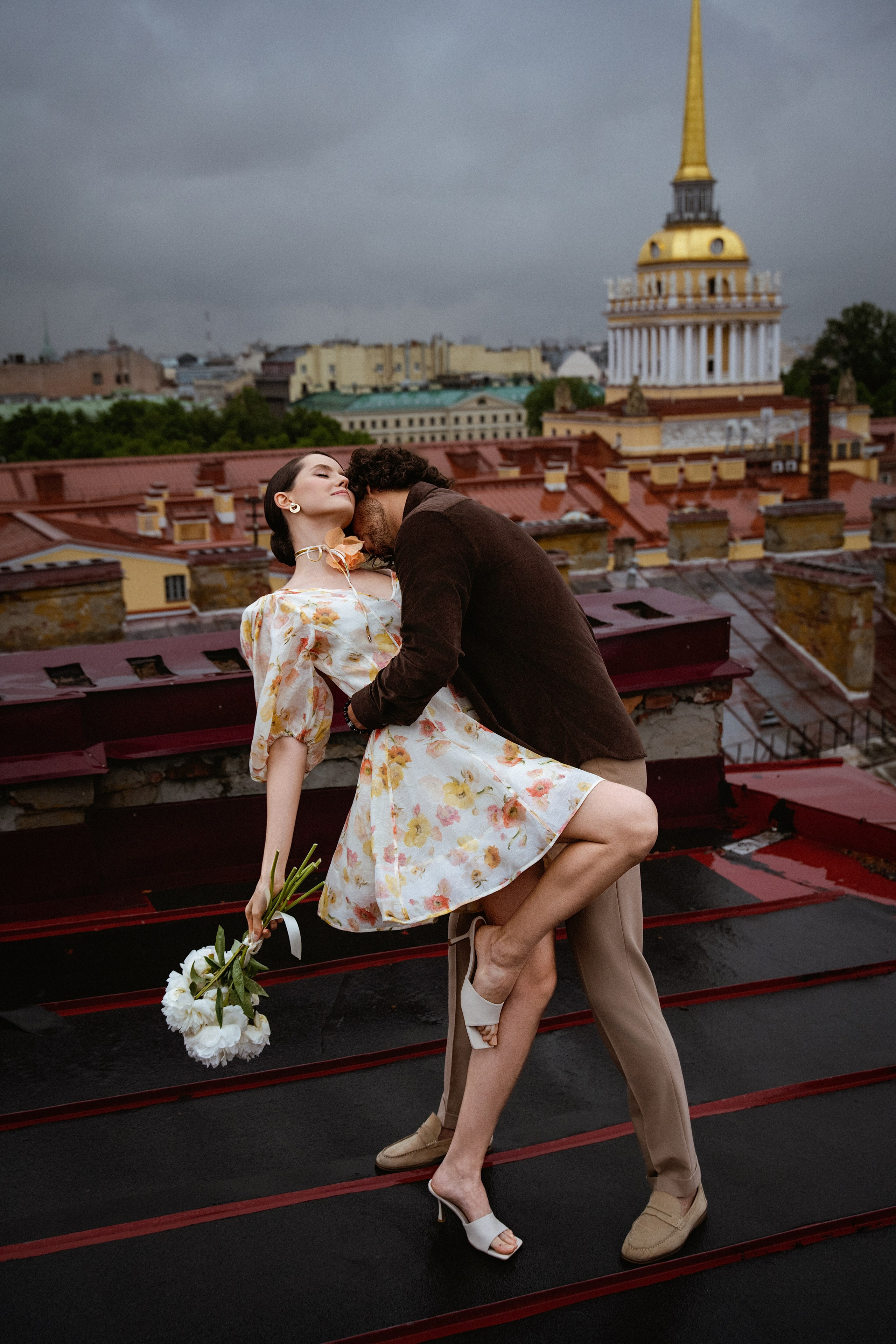 Лавстори. Женский и свадебный фотограф в Санкт-Петербурге Элизабет Ланцова. Будуарные съемки, свадебные съемки, лавстори, контент-съемка