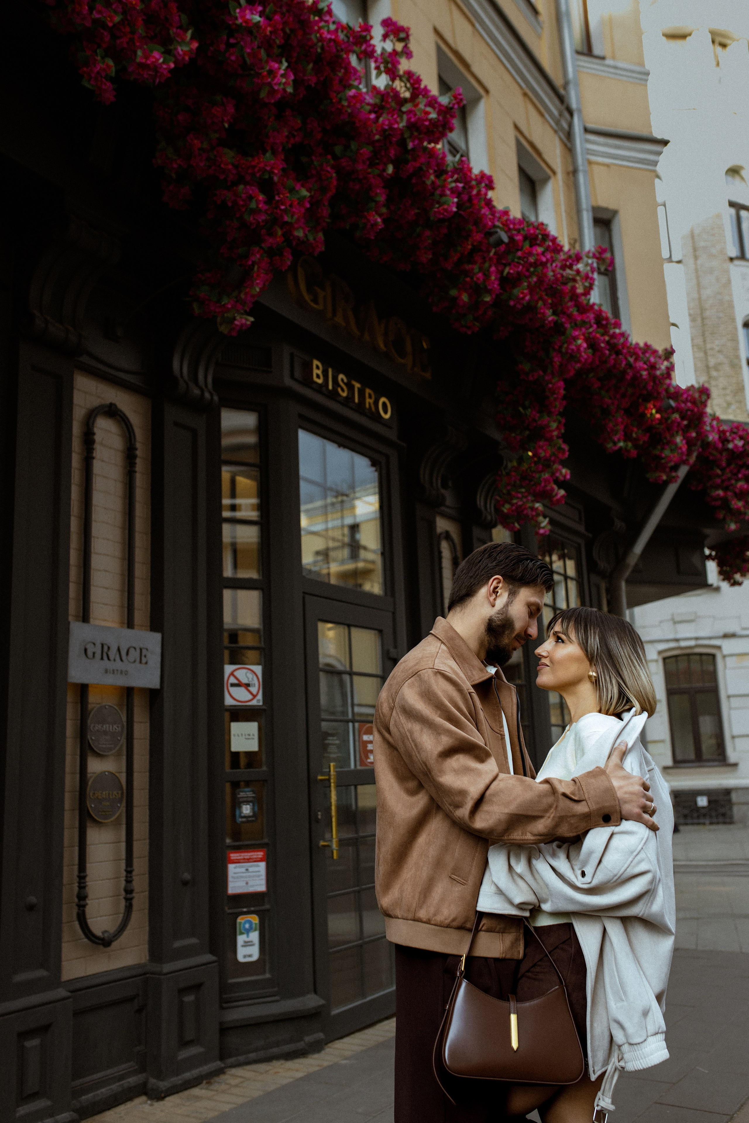 Лавстори. Женский и свадебный фотограф в Санкт-Петербурге Элизабет Ланцова. Будуарные съемки, свадебные съемки, лавстори, контент-съемка