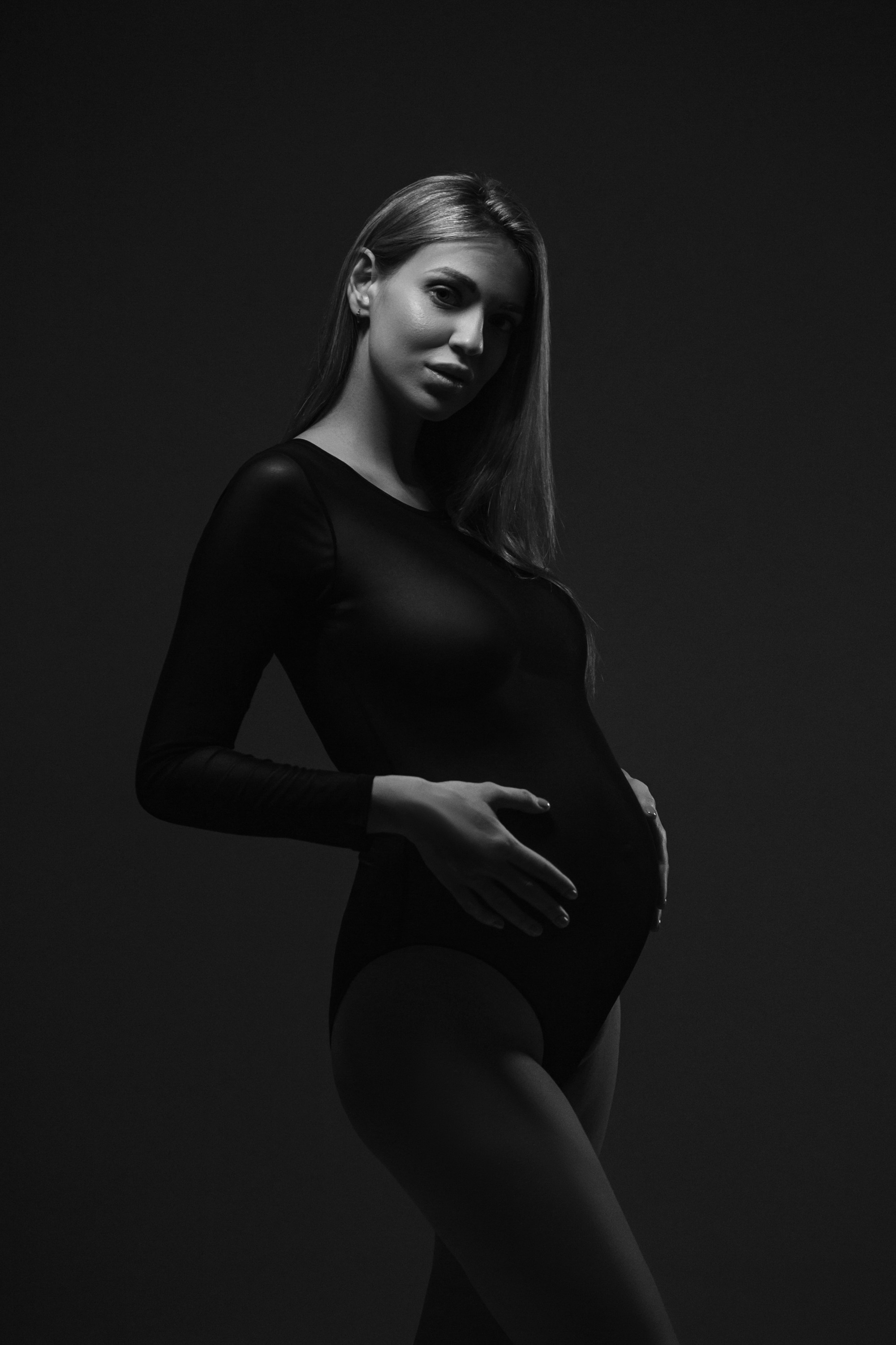 Виктория в ожидании. Компания и фотошкола по созданию контента в Москве