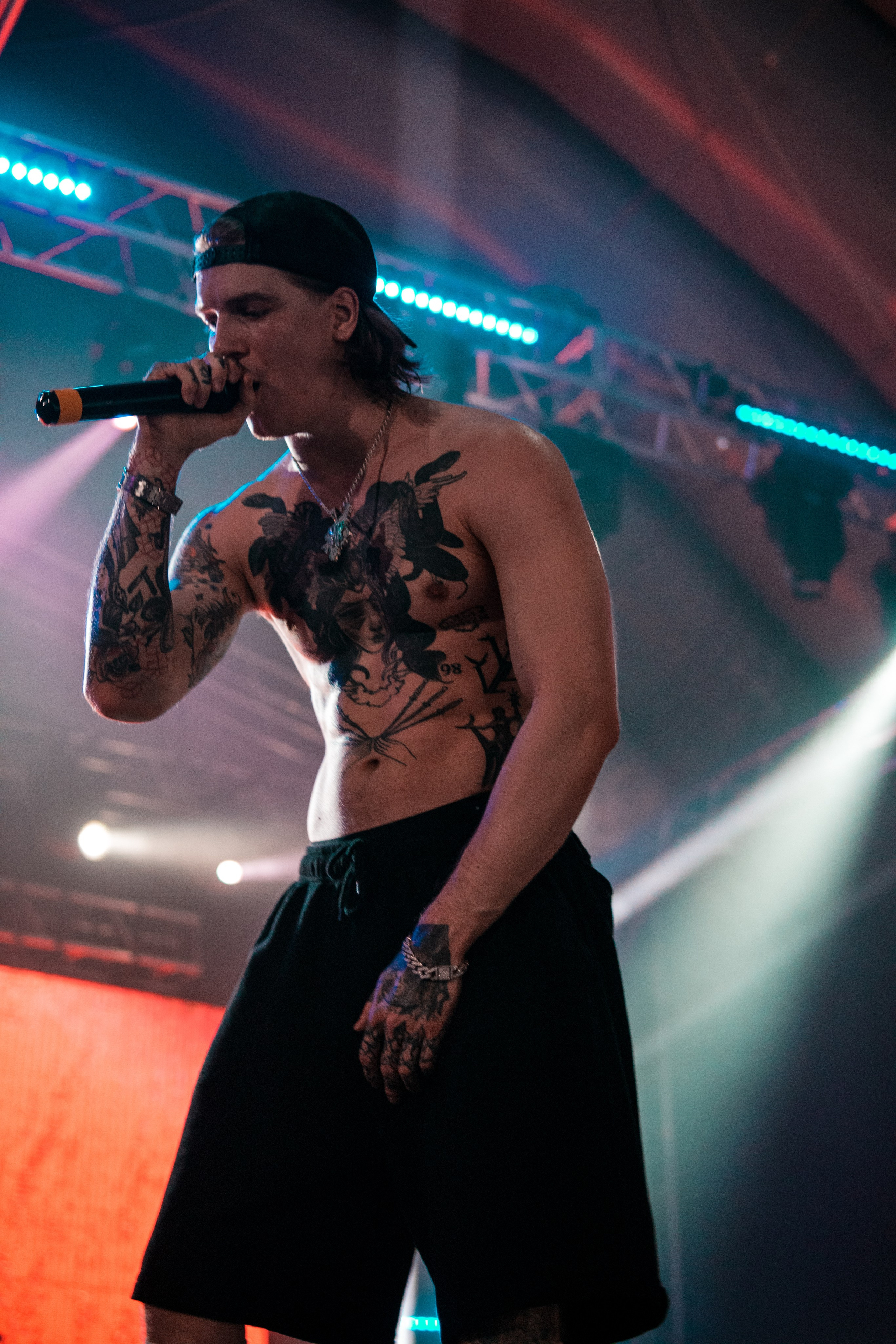 Концерт SODA LUV. Фотограф в Ростове-на-Дону Игорь Апасеев