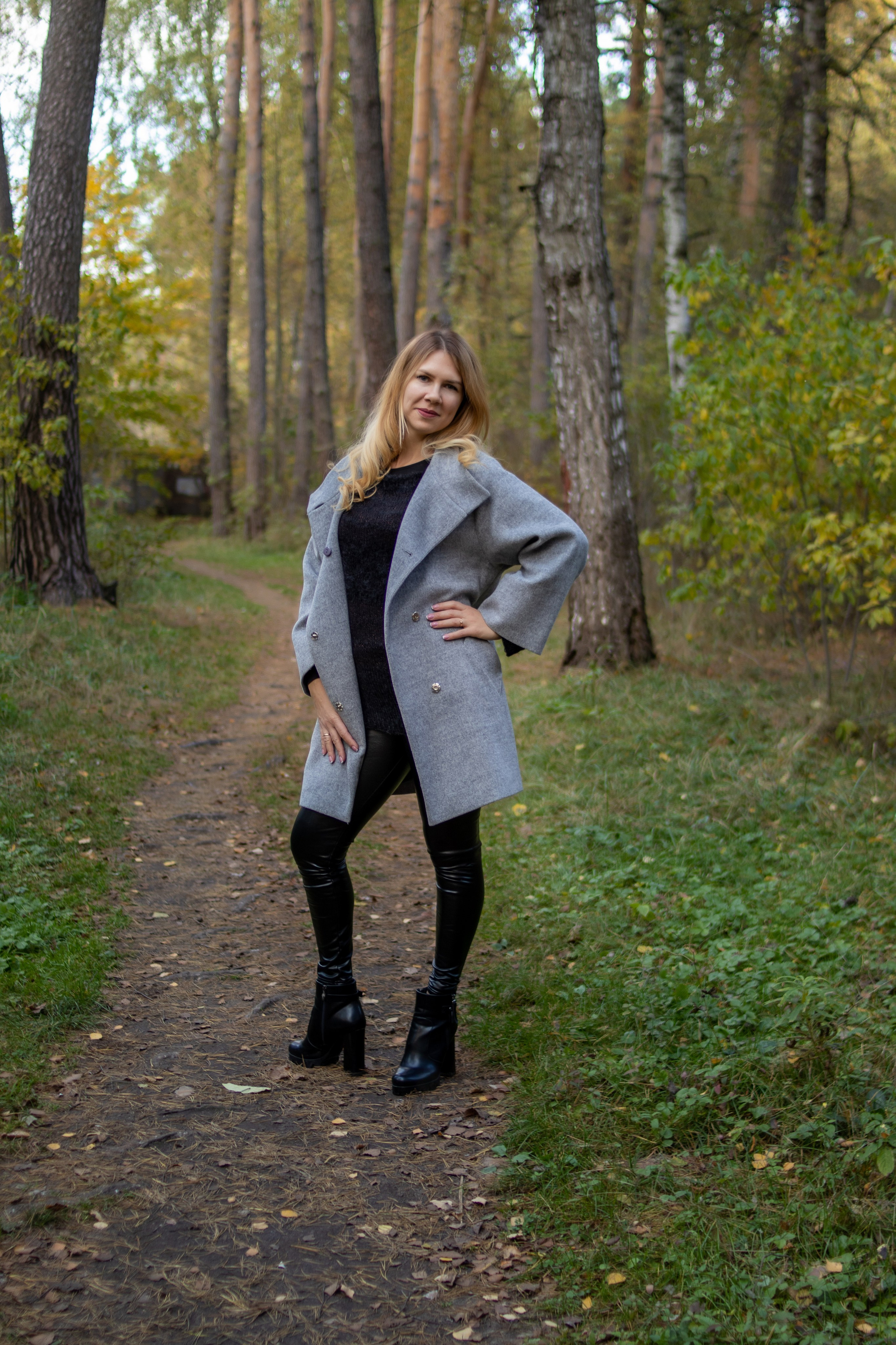 Любовь на стадионе Спартак октябрь 2021. Фотограф в Серпухове Наталья Руденко