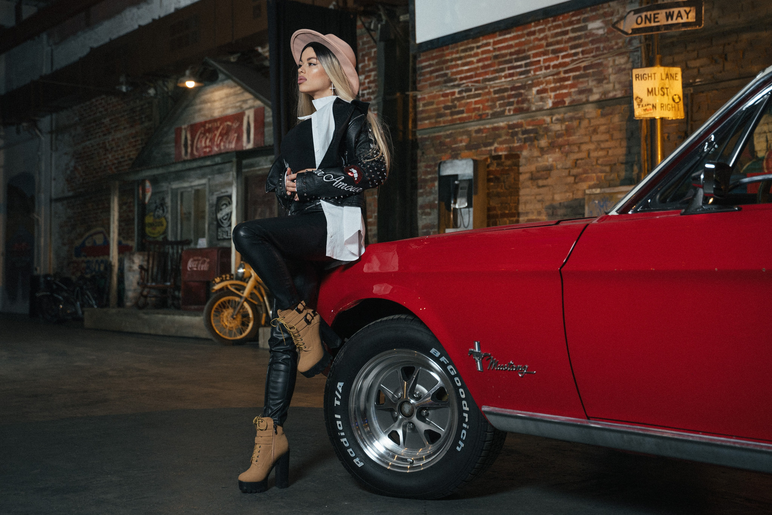 Фотосессия Ретро Cars. Свадебный и портретный фотограф в Москве Гудумак Евгений