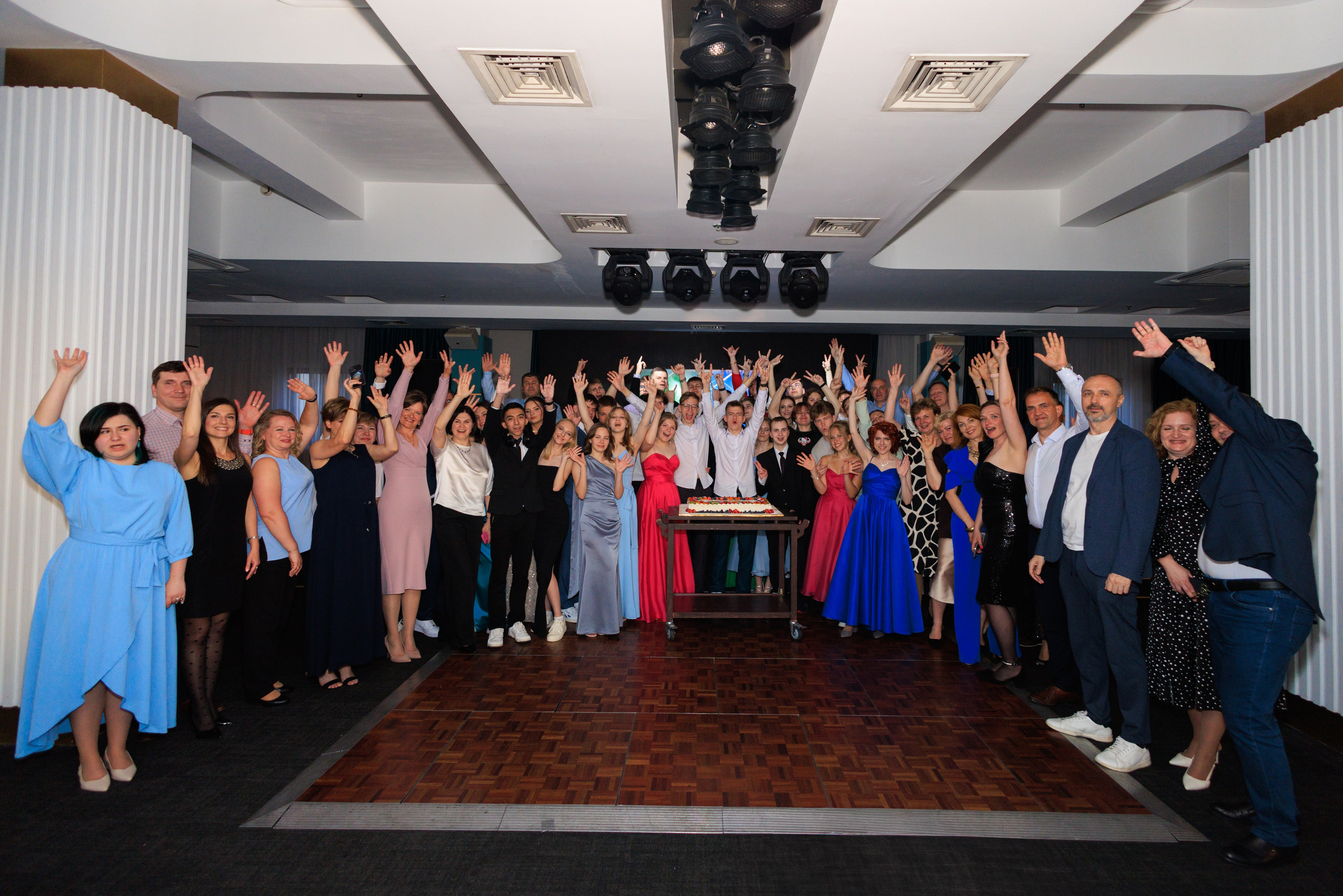 Выпускной лицея 244. Фотограф Александр Заломаев