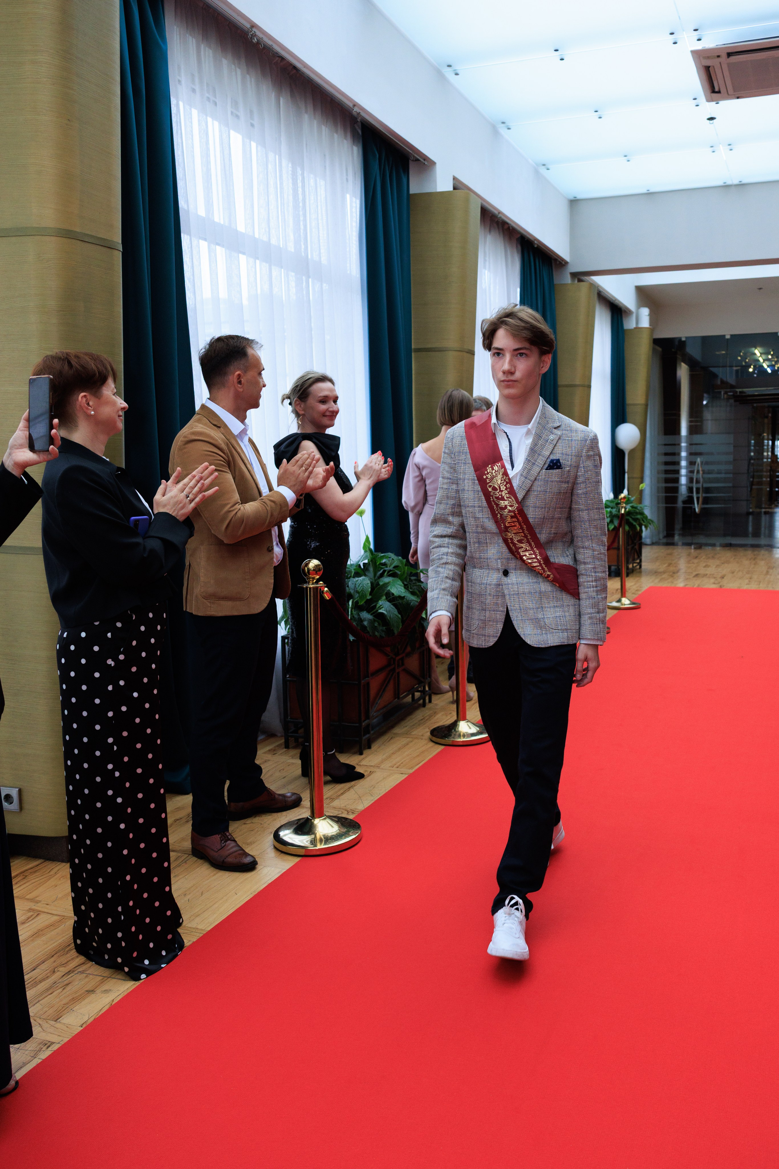 Выпускной лицея 244. Фотограф Александр Заломаев