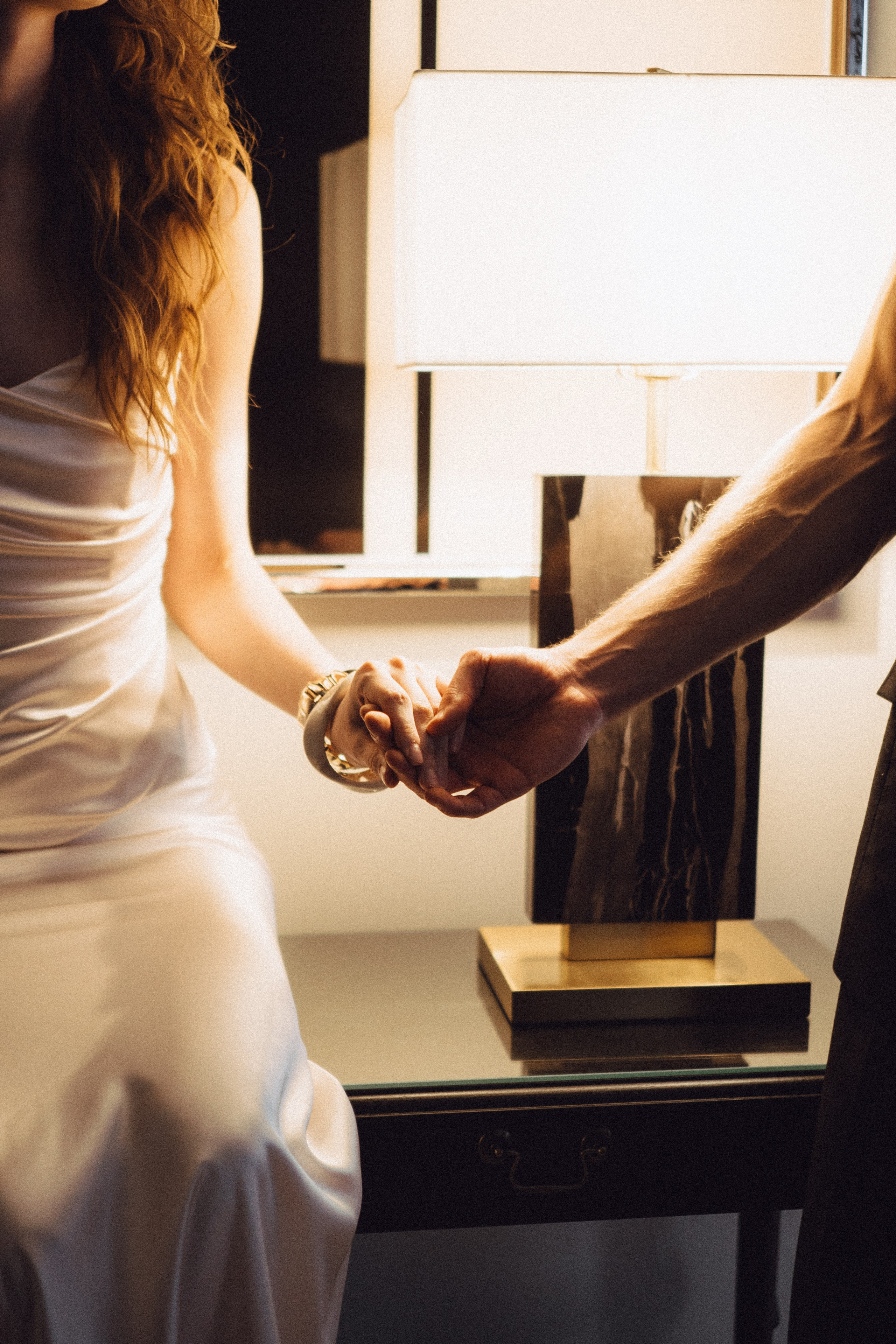 СВАДЕБНАЯ ФОТОСЕСИИИЯ ПАРЫ В УЮТНОЙ АТМОСФЕРНОЙ КВАРТИРЕ НА ФОНТАНКЕ. Профессиональный фотограф, Санкт-Петербург — Виктория Богомолова