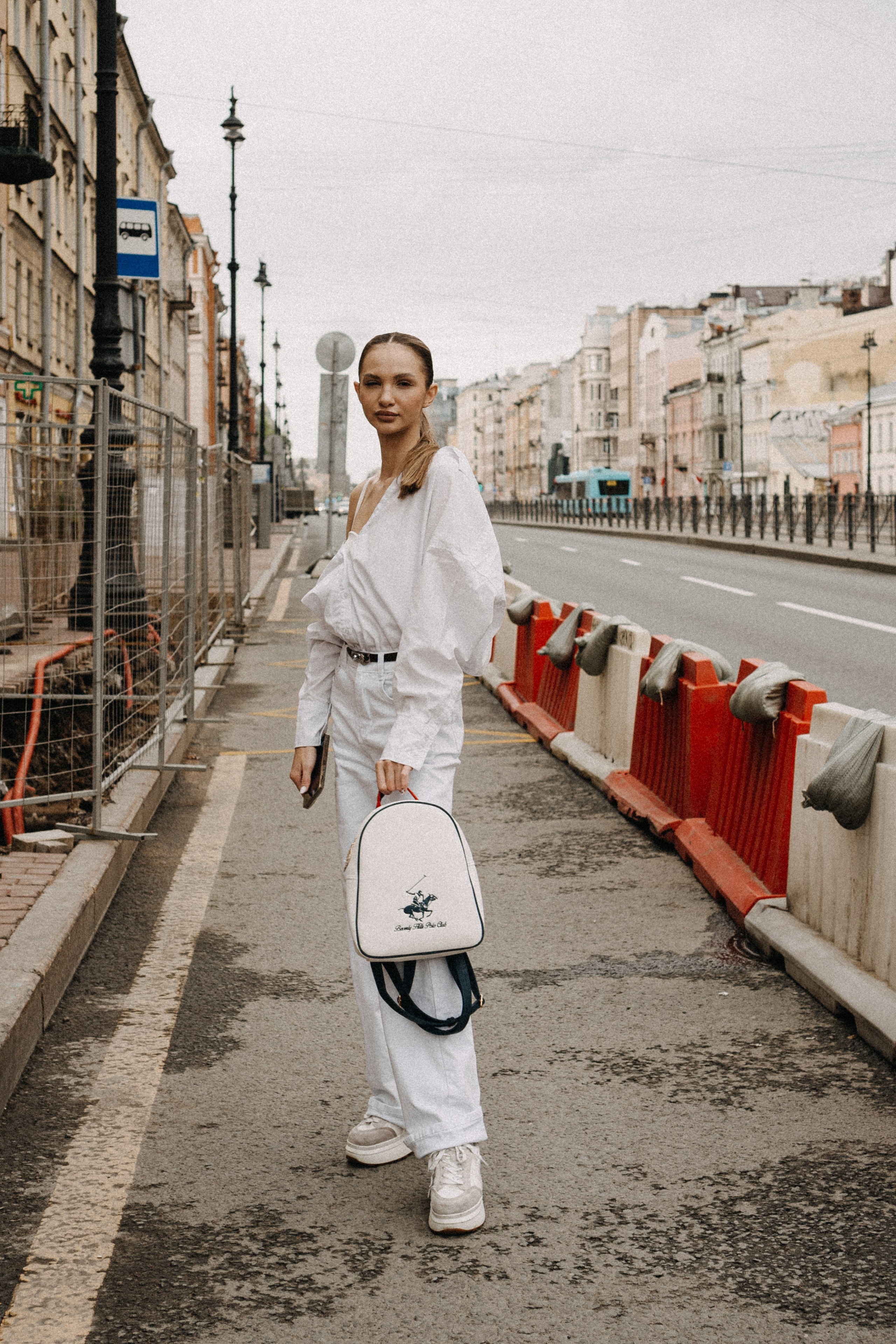 МЫ ГУЛЯЛИ ПРО КРЫШАМ ПИТЕРА. Профессиональный фотограф, Санкт-Петербург — Виктория Богомолова