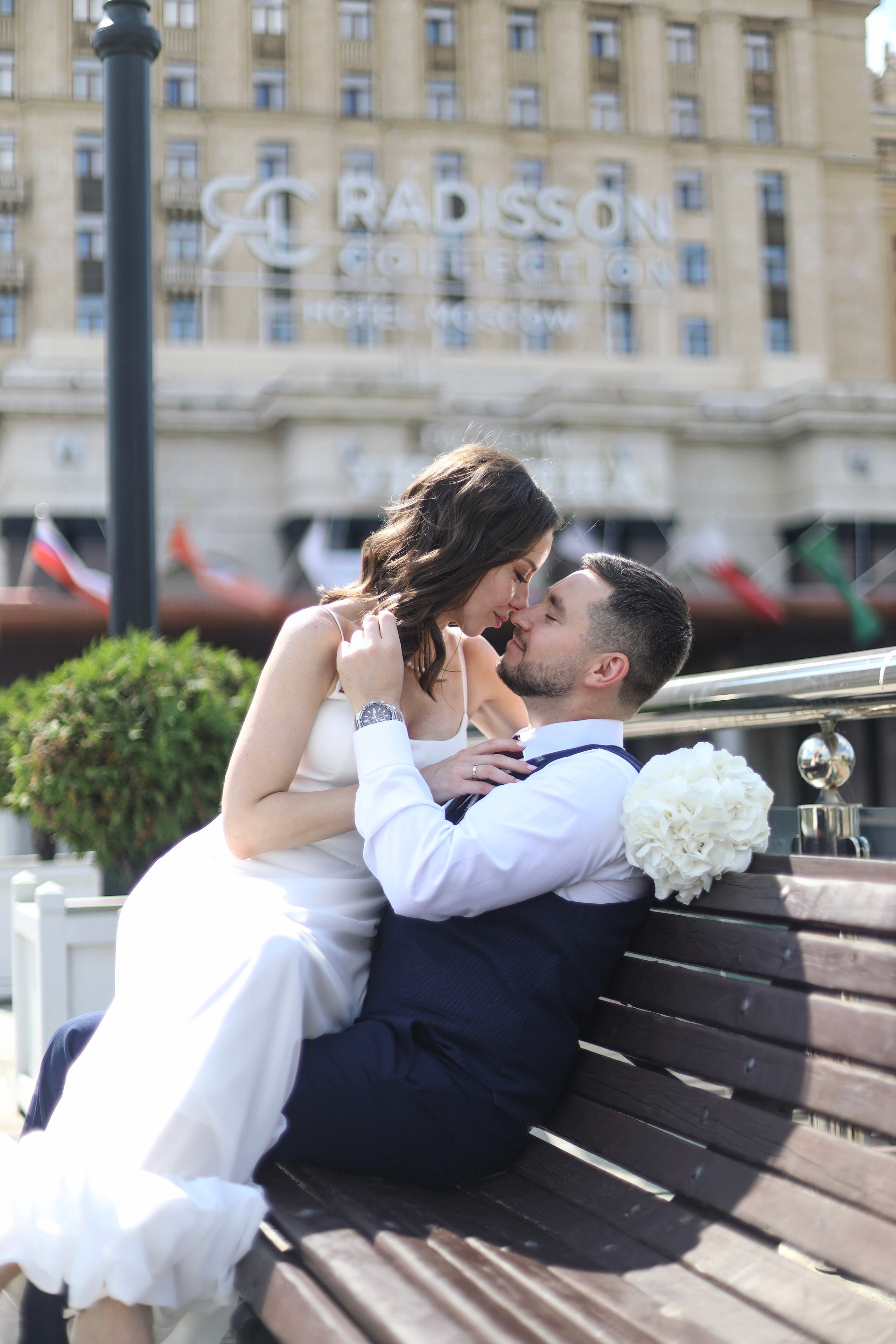 Александр и Мила. Роспись в гостинице Украина. Главная