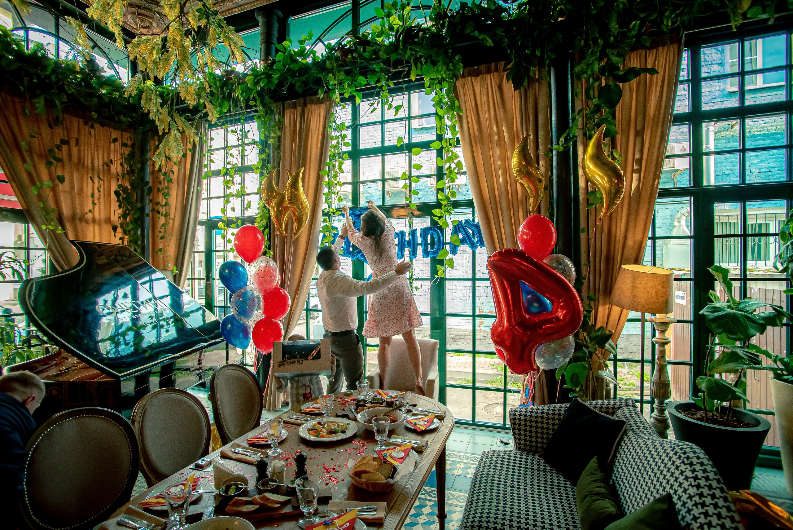 День Рожденья. Max Matvich and Victoria Basova are professionals in their field