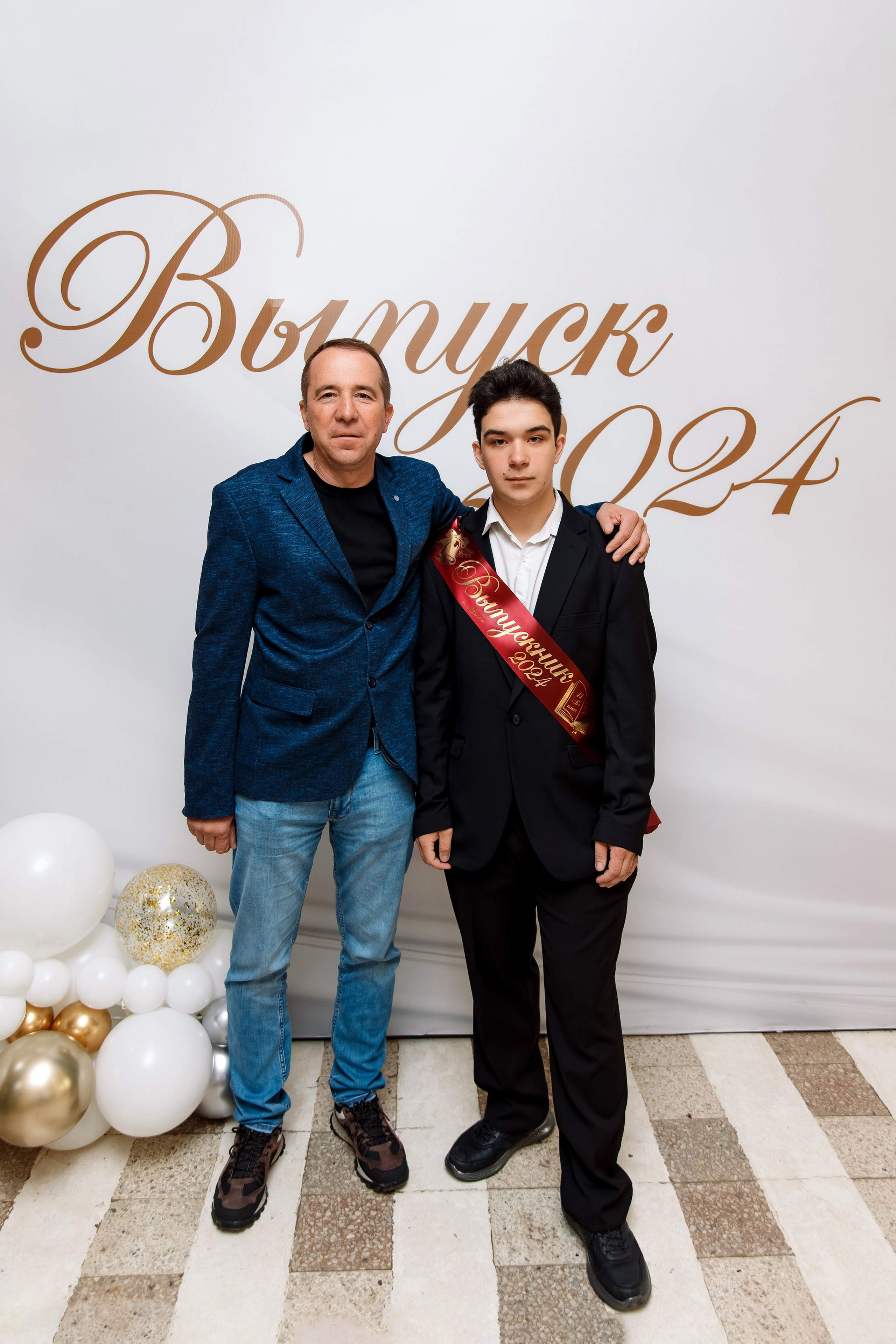 11 класс Последний звонок. Фотограф Любовь Корниенко, Примоский край