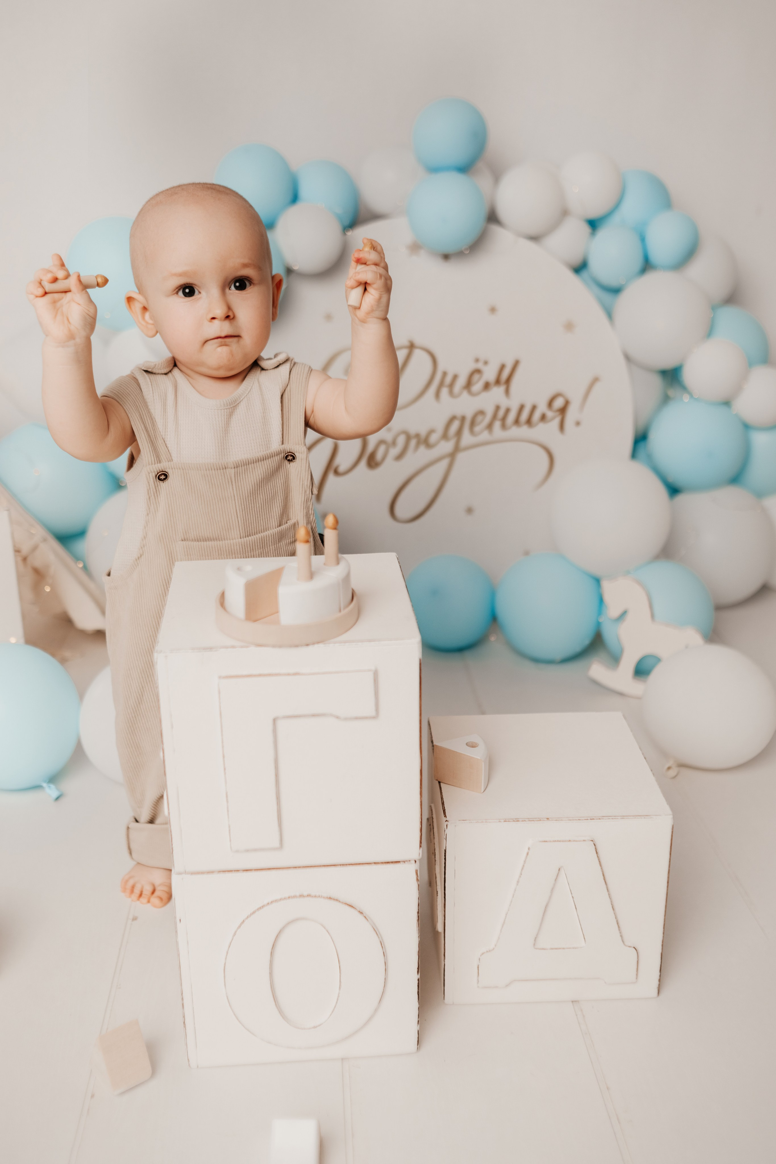 Годики. Фотограф новорождённых семейный фотограф Томск Елена Каплина