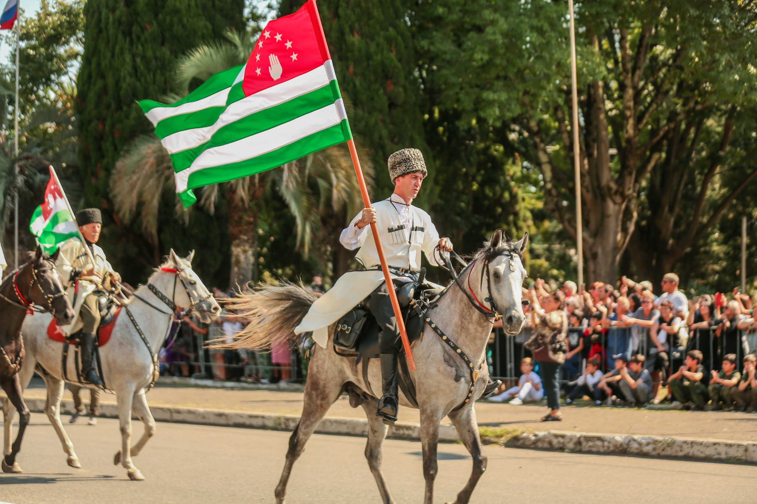 30-летие Дня Победы и Независимости Абхазии. Свадебный и семейный фотограф в Абхазии Эля Цишба