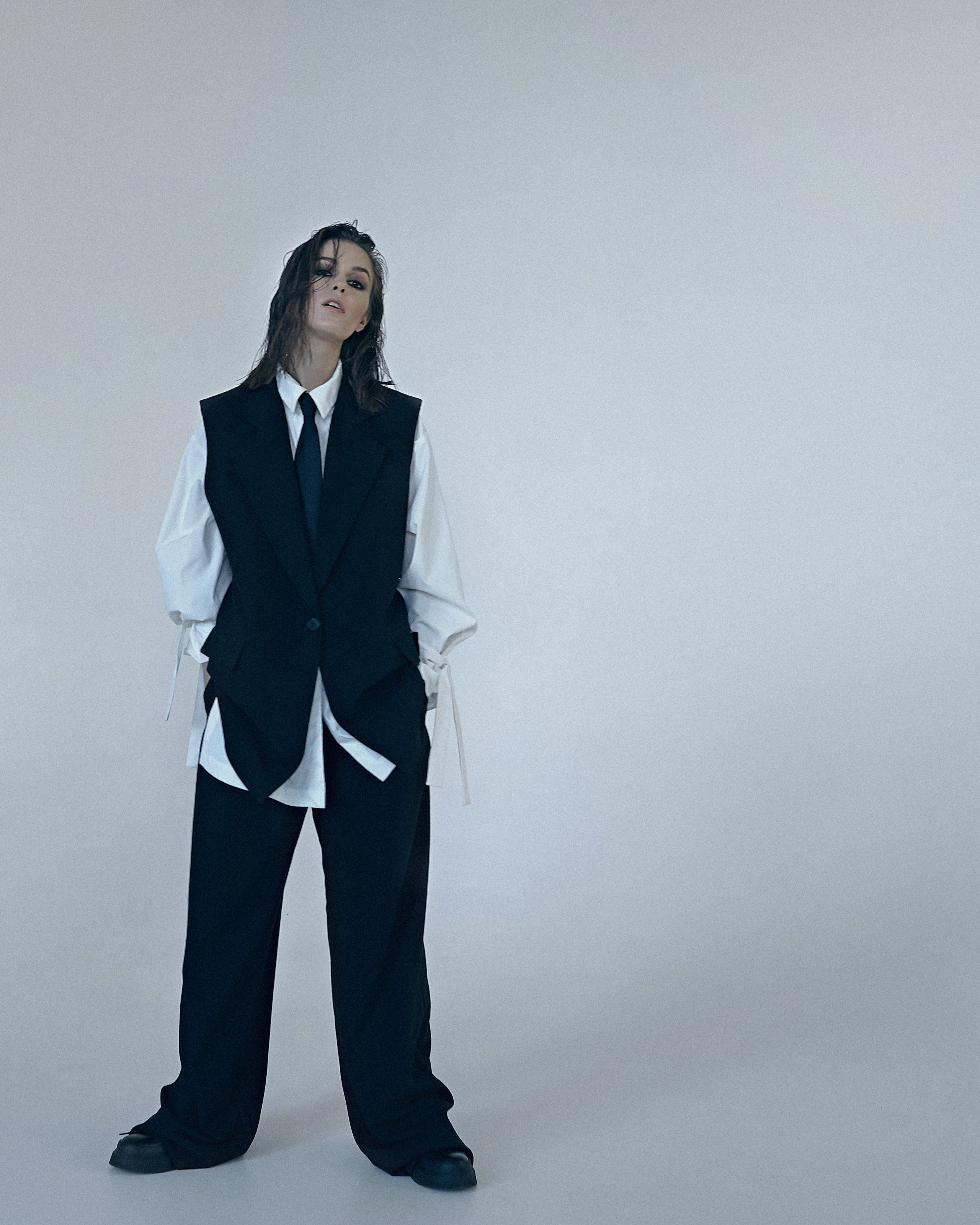 I AM. Yulia Otroschenko