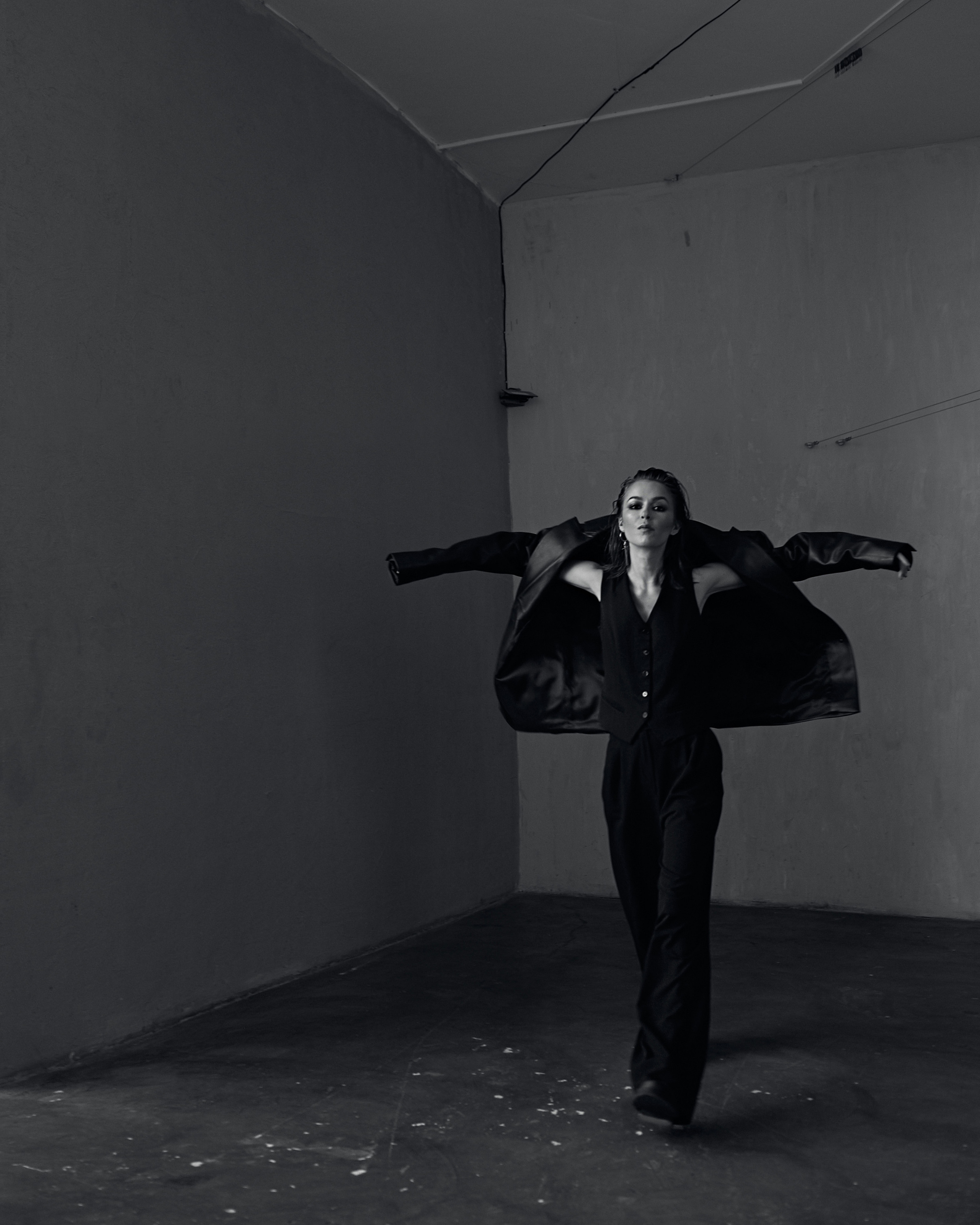 I AM. Yulia Otroschenko