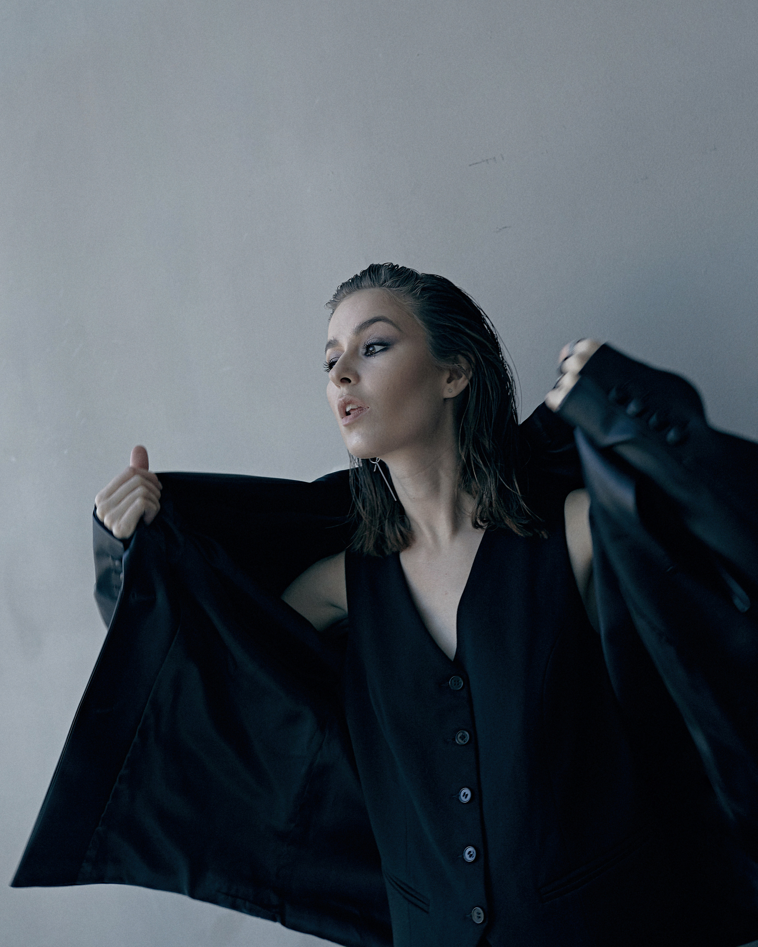 I AM. Yulia Otroschenko