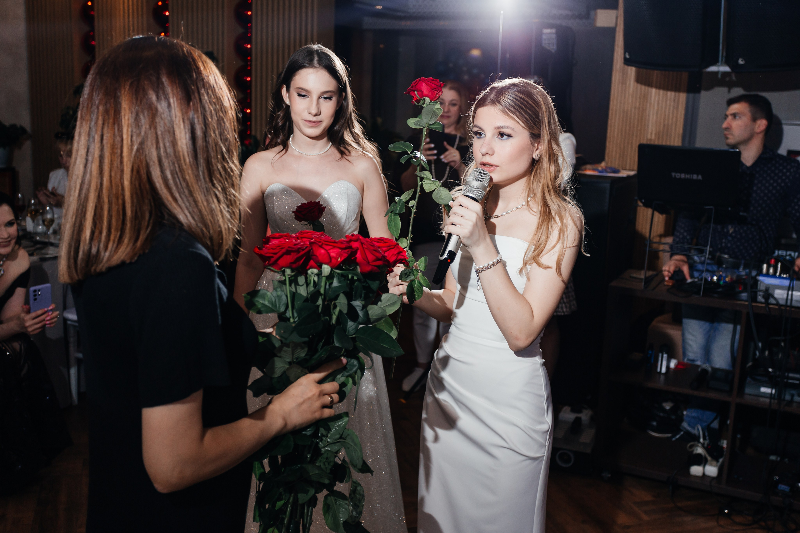 Выпускной 11 «А». Школа № 42. Свадебный фотограф в Краснодаре Николай Крауз