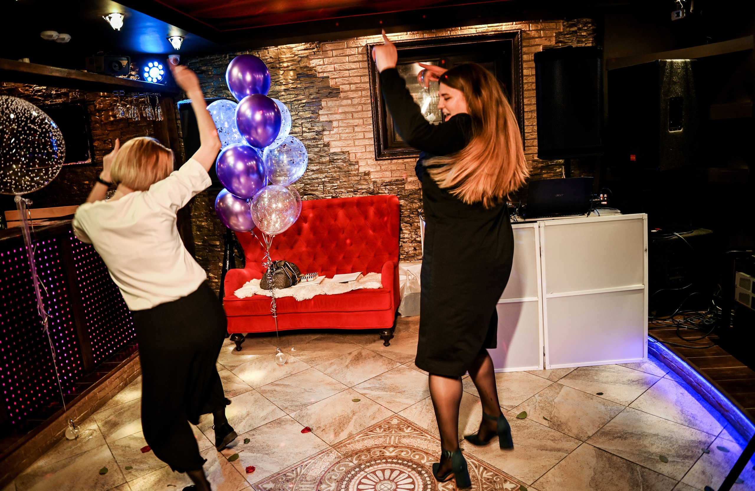 День рождения. Свадебный, семейный, детский, контент фотограф в Омске Максим Ильин