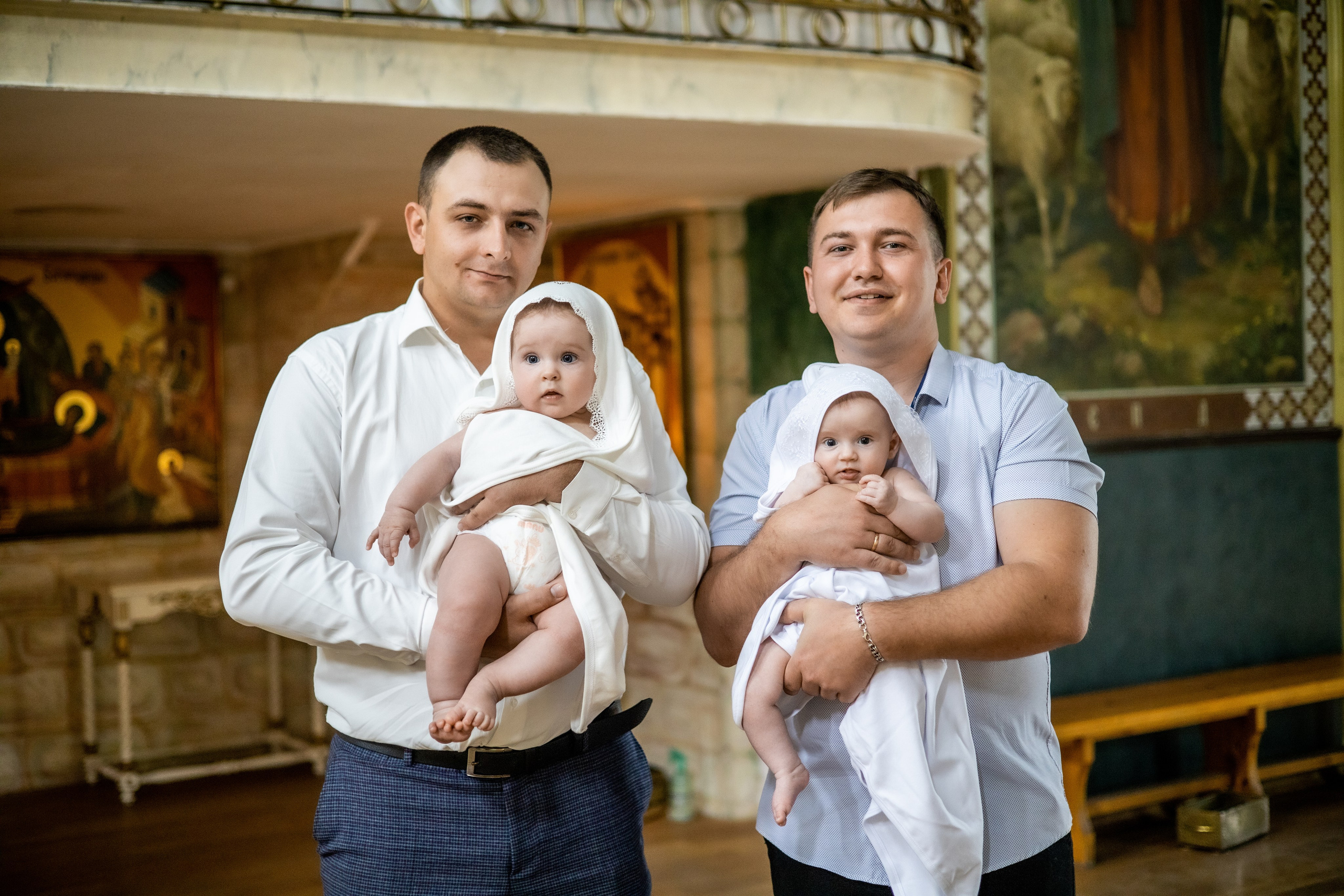 Крещение Ульяны и Вероники. Фотограф Надежда Лукьянова