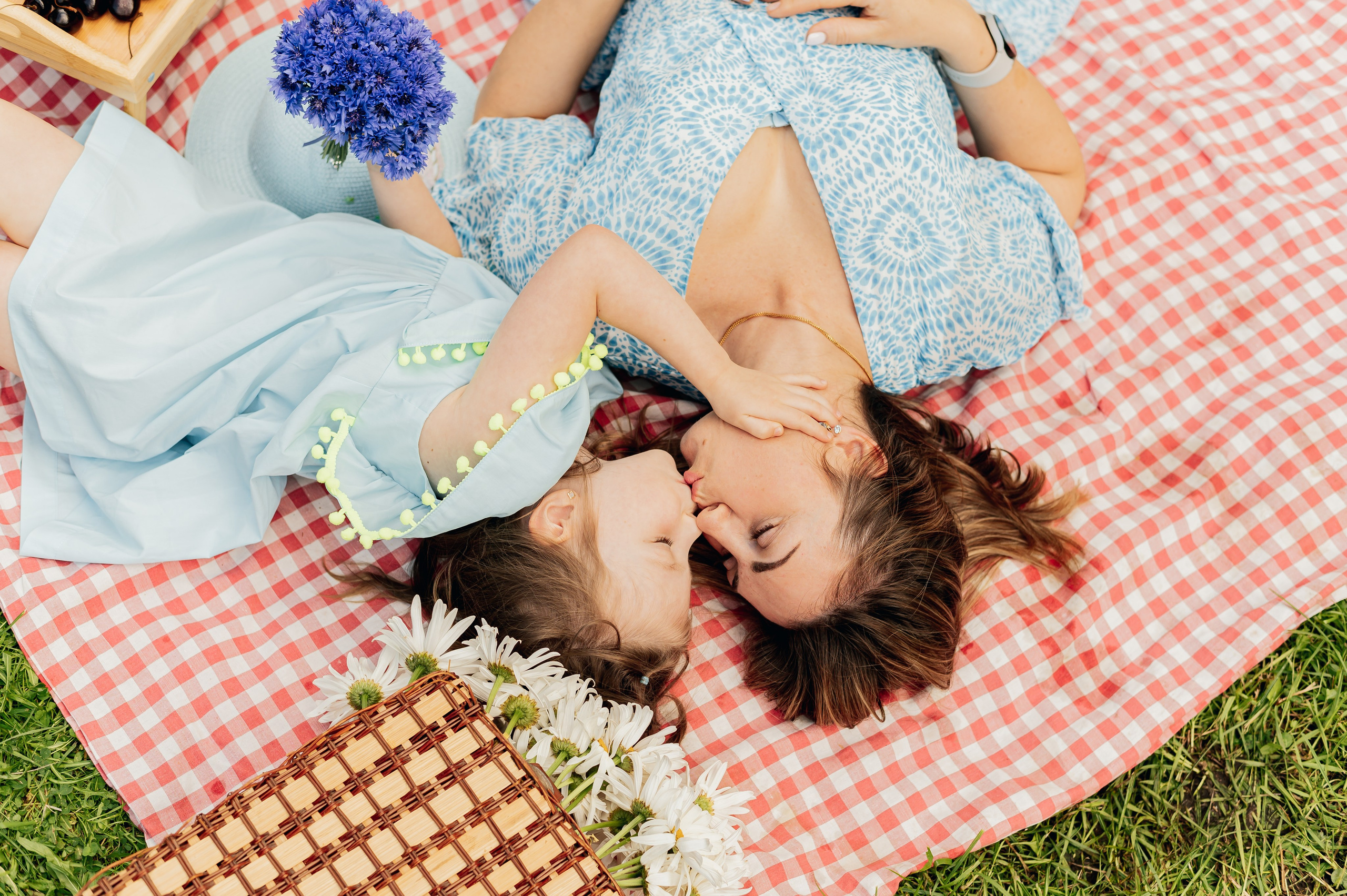 ЛЕТНИЙ ПИКНИК. Профессиональный репортажный, коммерческий фотограф в Санкт-Петербурге