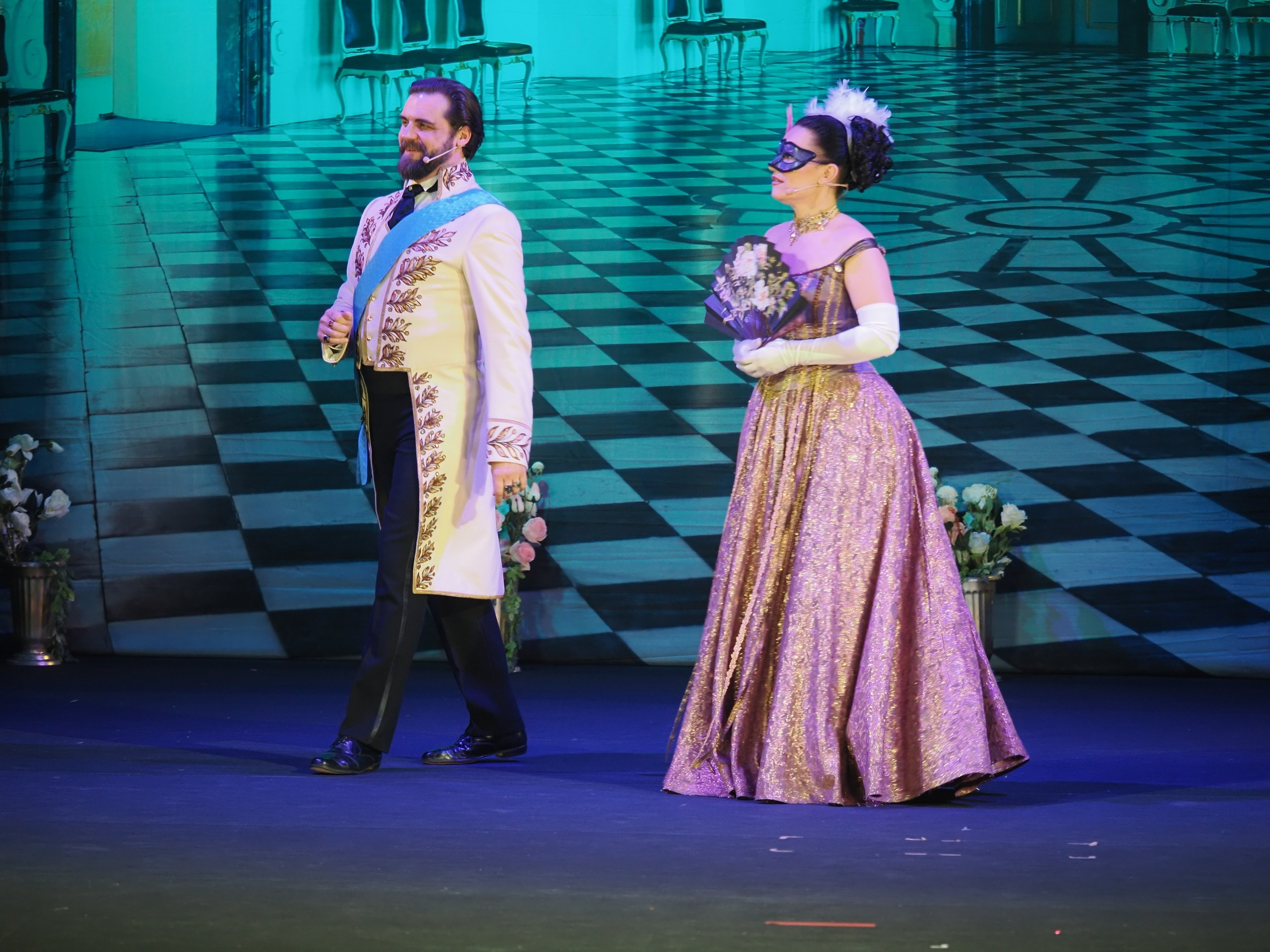 «БУФФ-ПАРАДИЗ» Летучая мышь (в Нск). Портретный и спортивный фотограф в Новосибирске и Твери Кононов Алексей