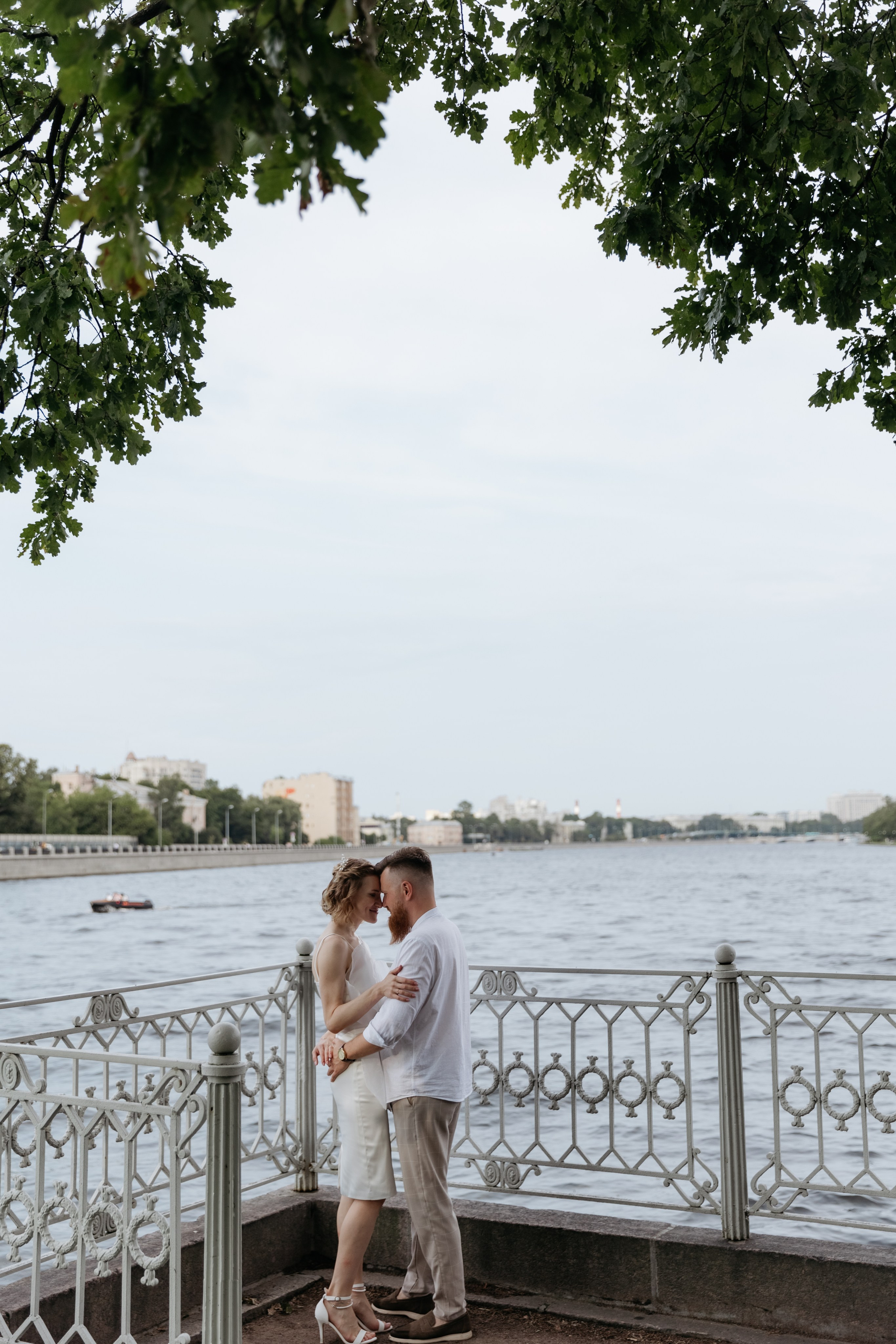 Любовь оставляет свой след. Свадебный и репортажный фотограф в Санкт-Петербурге