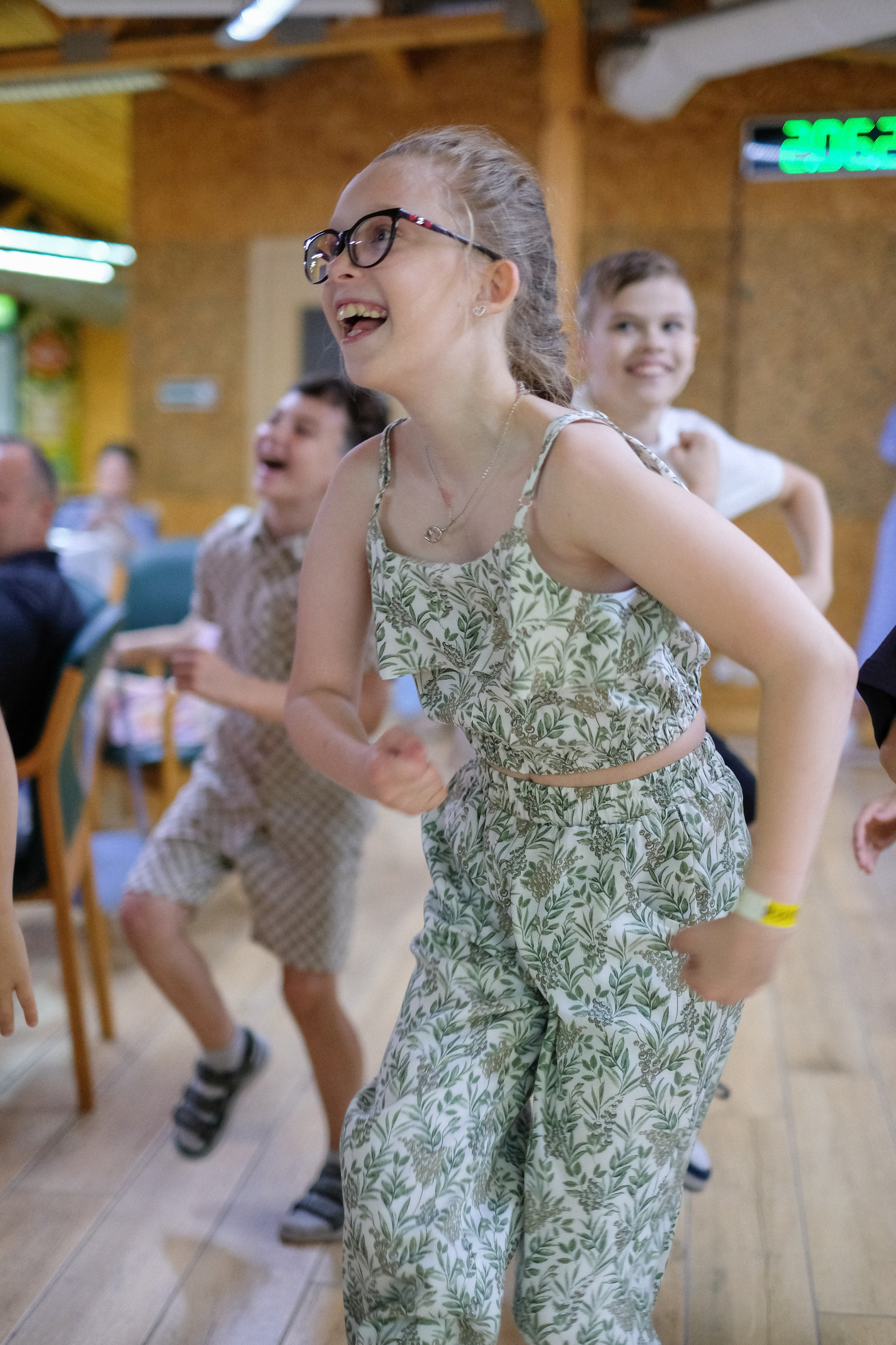 Выпускной 4 класс. ФОТОГРАФ АННА КАЗАРЯН