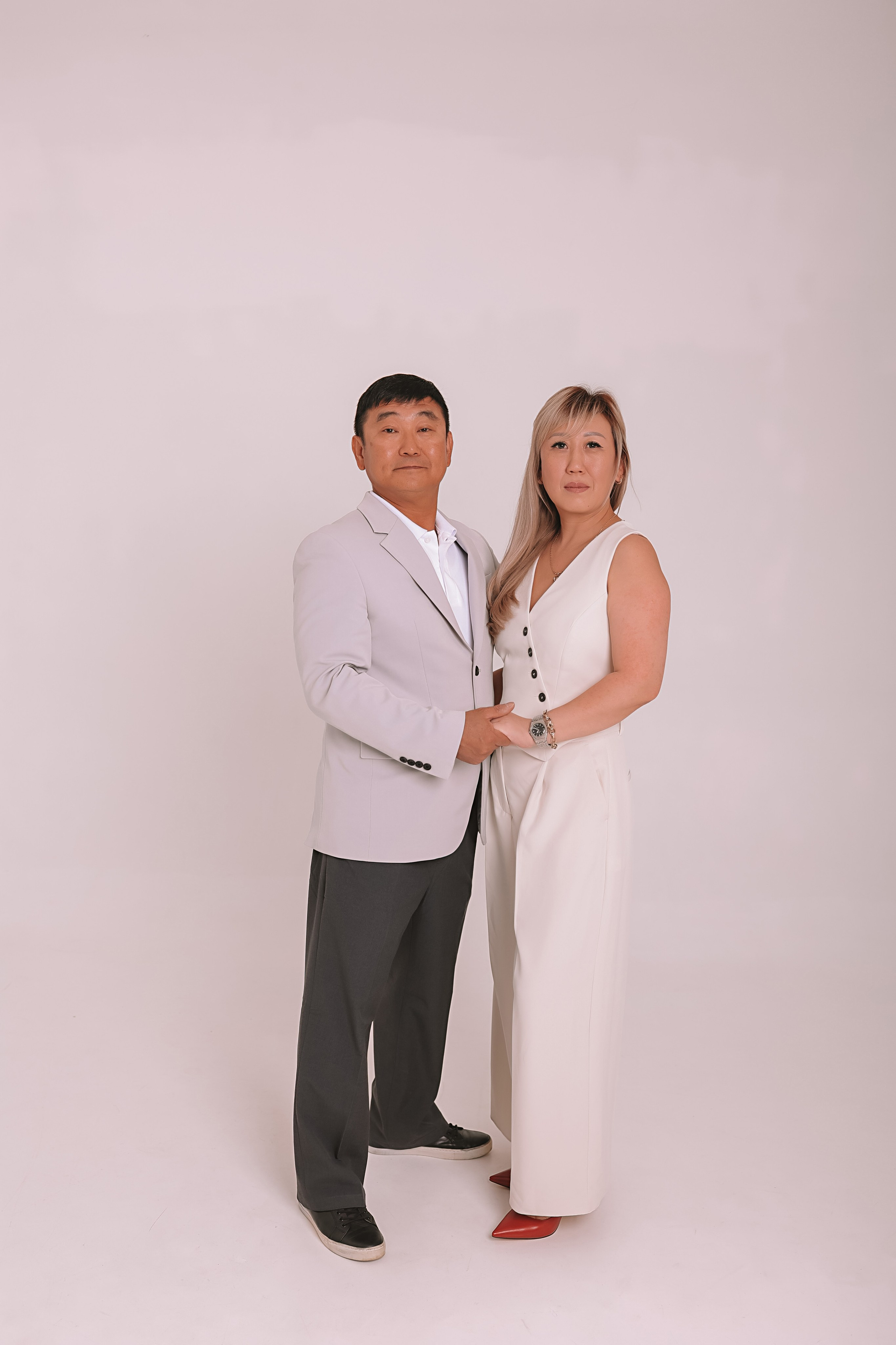 Айвазовский и парк дружбы народов. Семейный фотограф Тюмень, фотограф на роды Салмина Мария