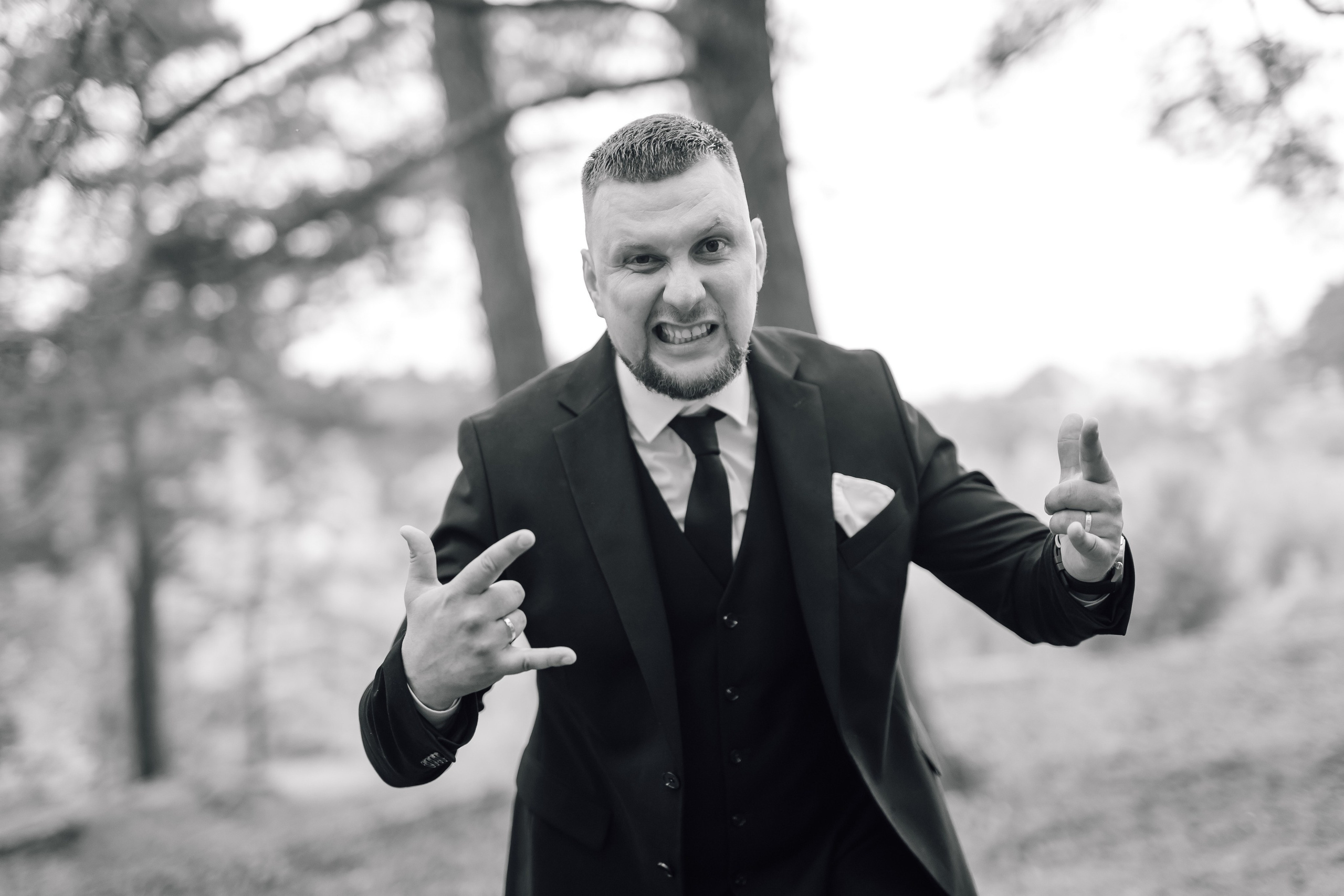 Свадебный день Яны и Максима, прогулка в лесу, Картинная галерея в Тамбове. Свадебный фотограф в Тамбове Павел Четвертков