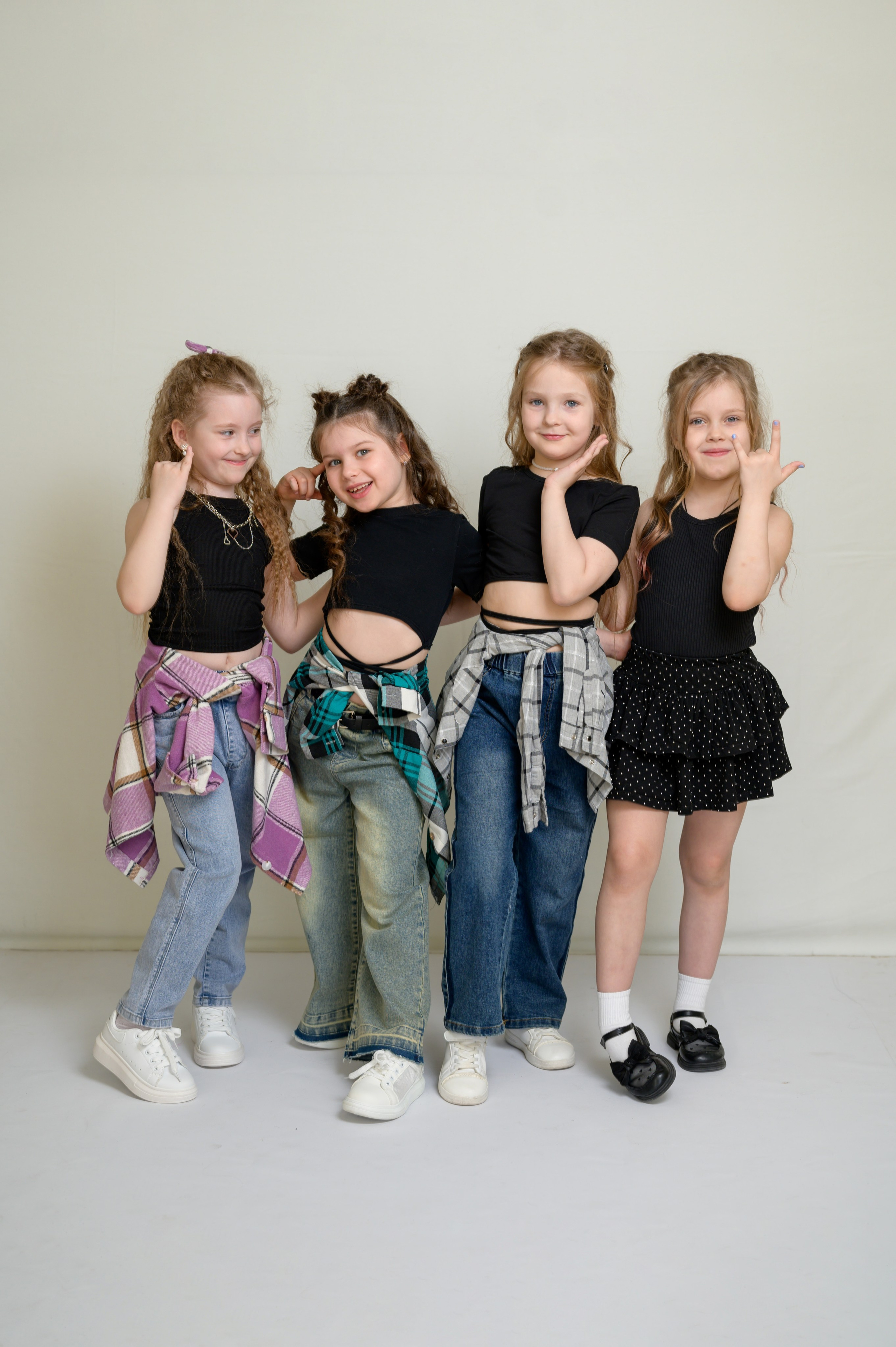 Д/с№ 3к3 группа «Фантазёры» (индивидуальный дизайн) + рисунки детей. Фотограф новорожденных, семейный детский в Тюмени Татьяна Морозова