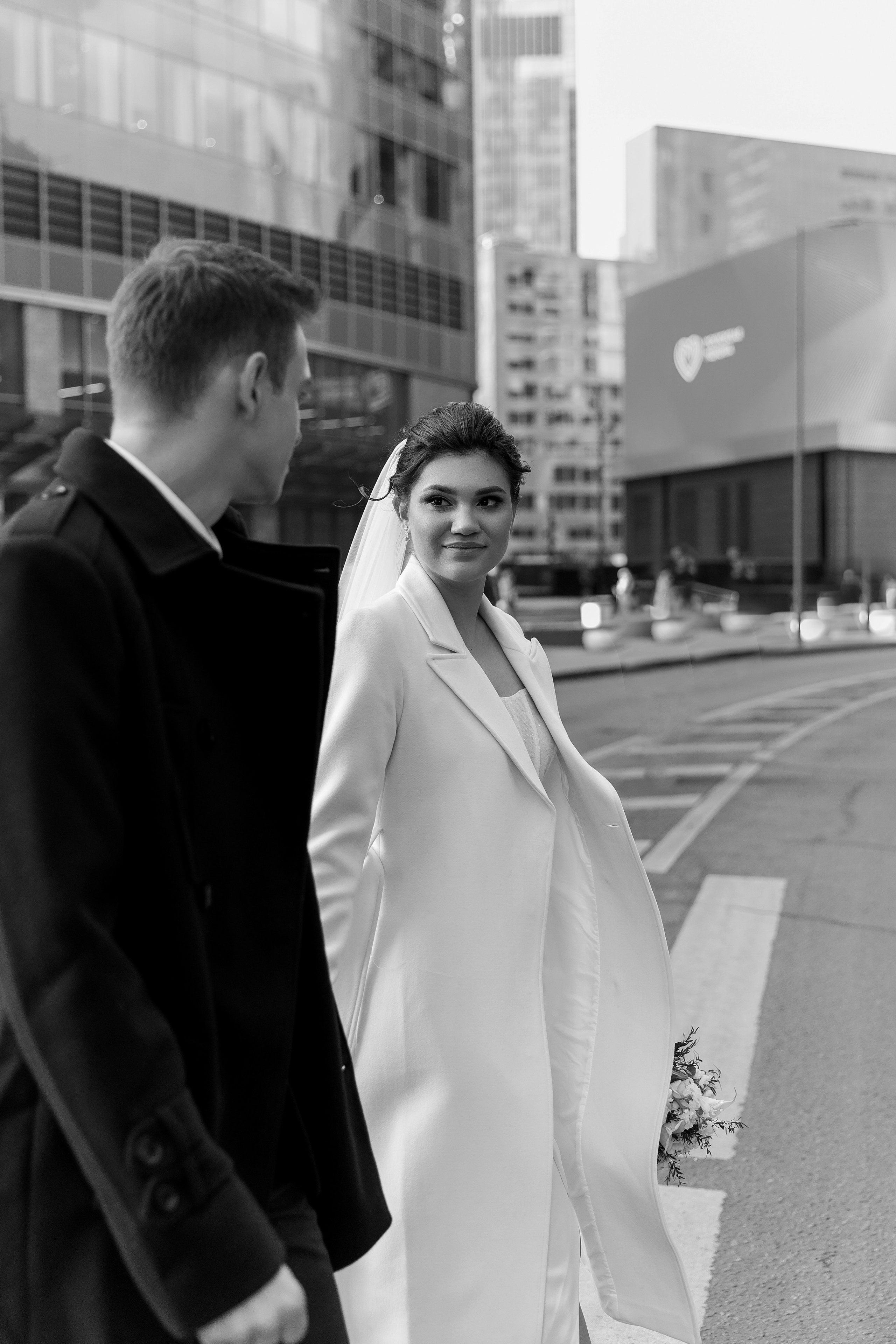 Паша&Настя (роспись Москва-сити Birds). Фотограф в Москве Юлия Хамзина