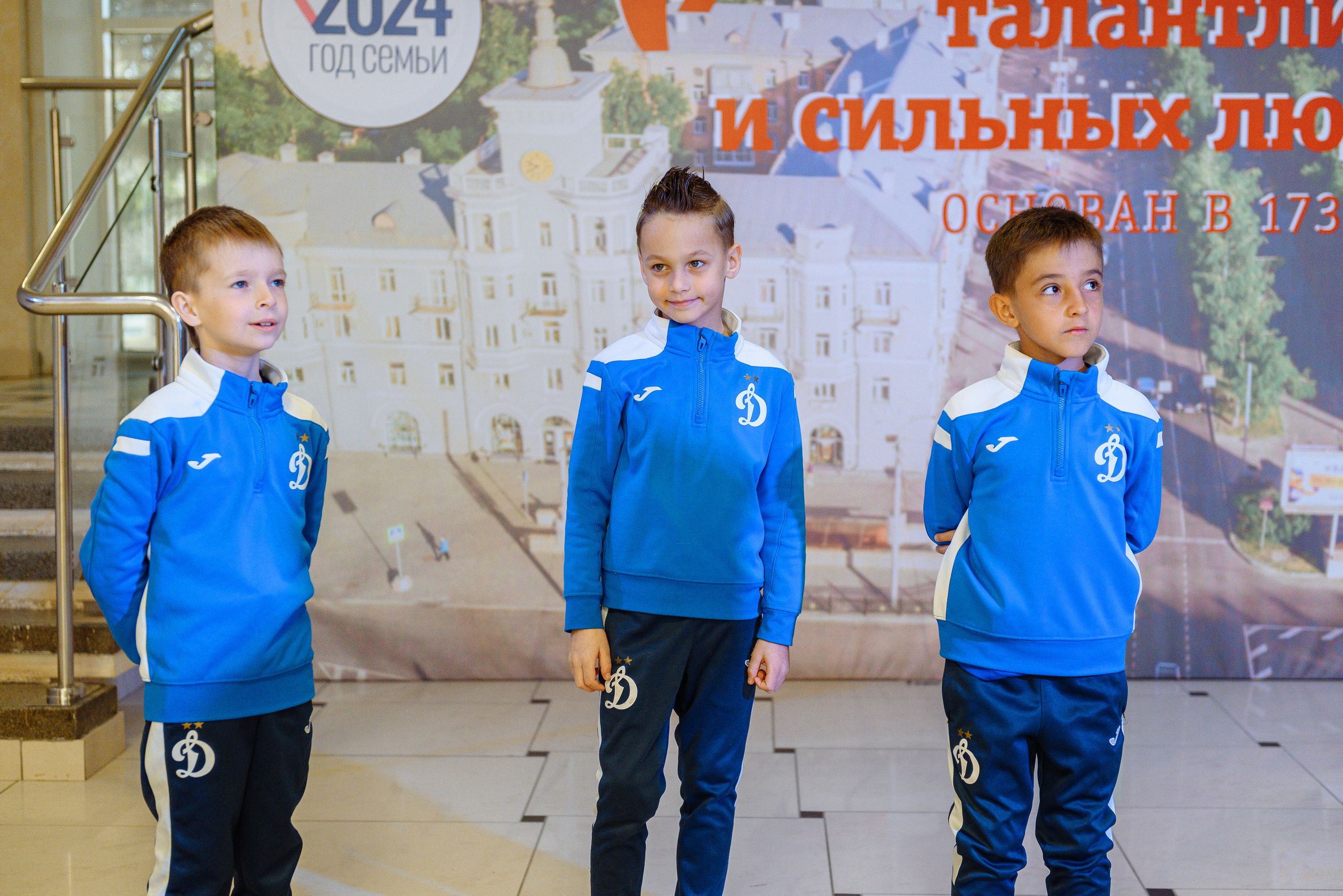 ЛИГА.БРО: JUNIOR 23/24. Свадебный и репортажный фотограф Никита Сницарев в Барнауле