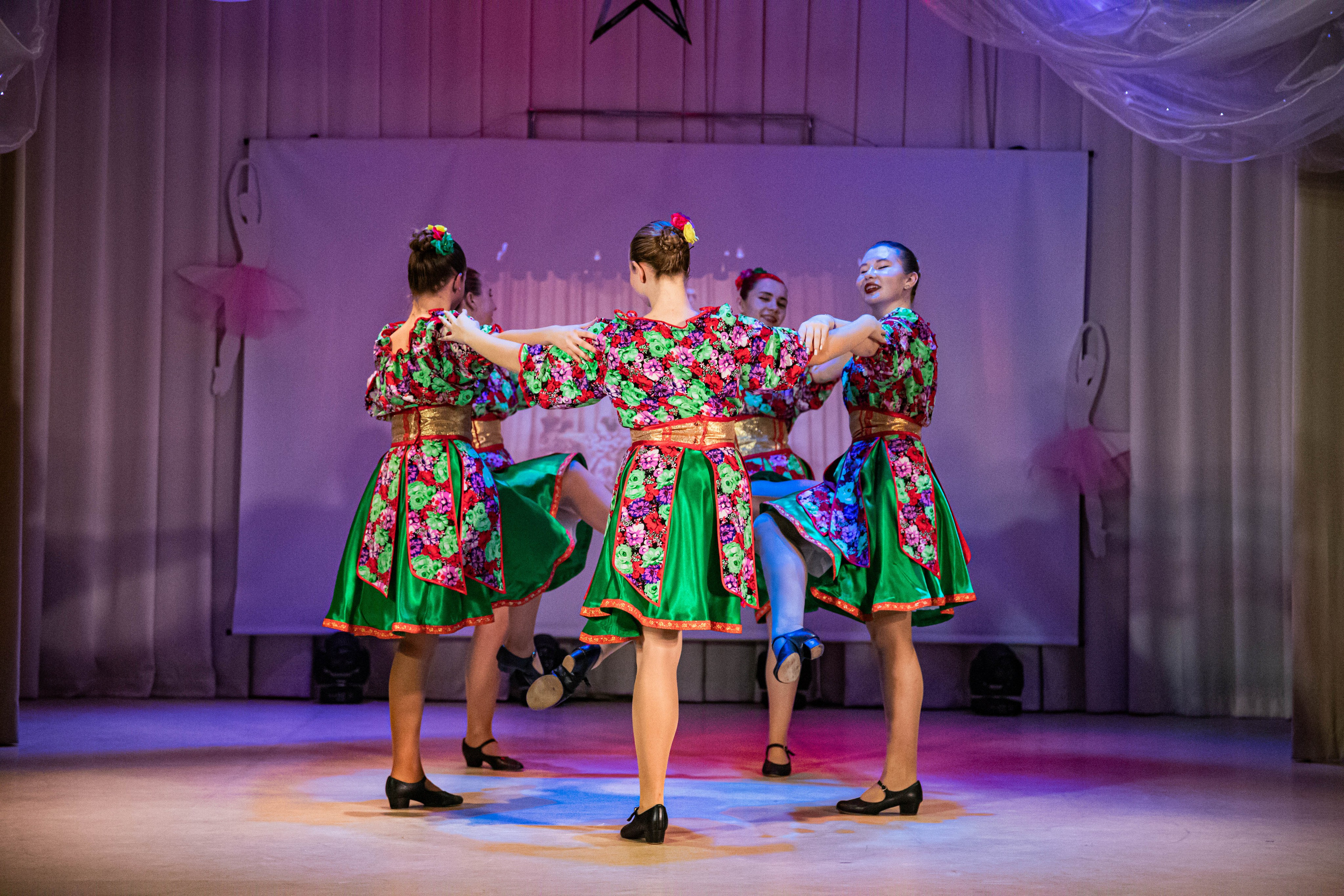 «Конфетти» Юбилейный концерт «Твори Добро». Фотограф Дарья Маташкова