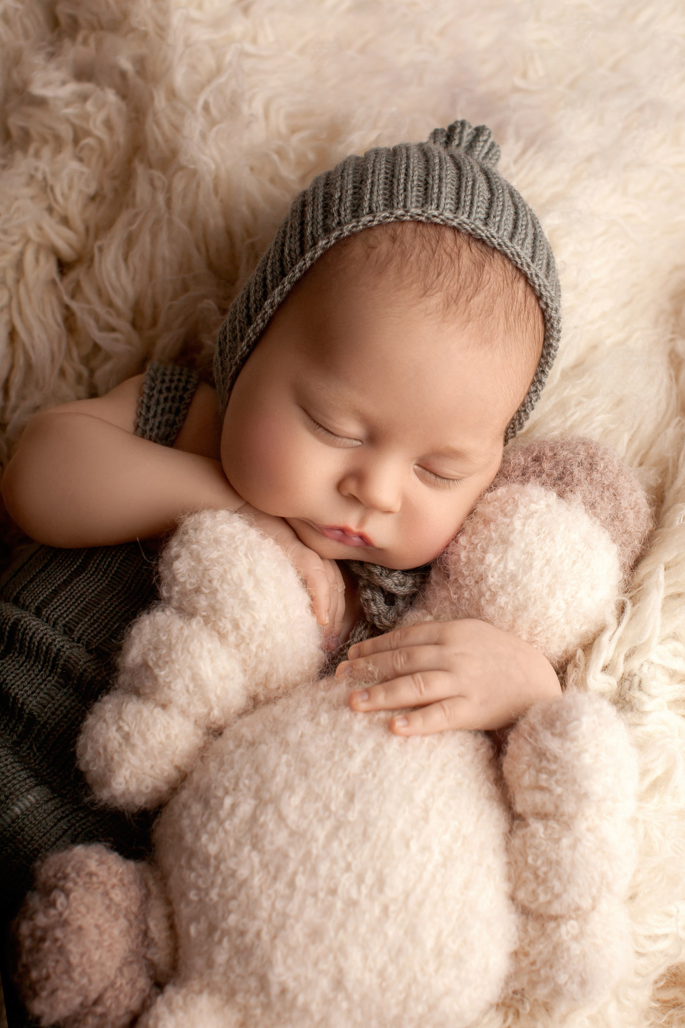 Новорожденные. Фотограф новорожденных в Уфе Инзиля Сулейманова