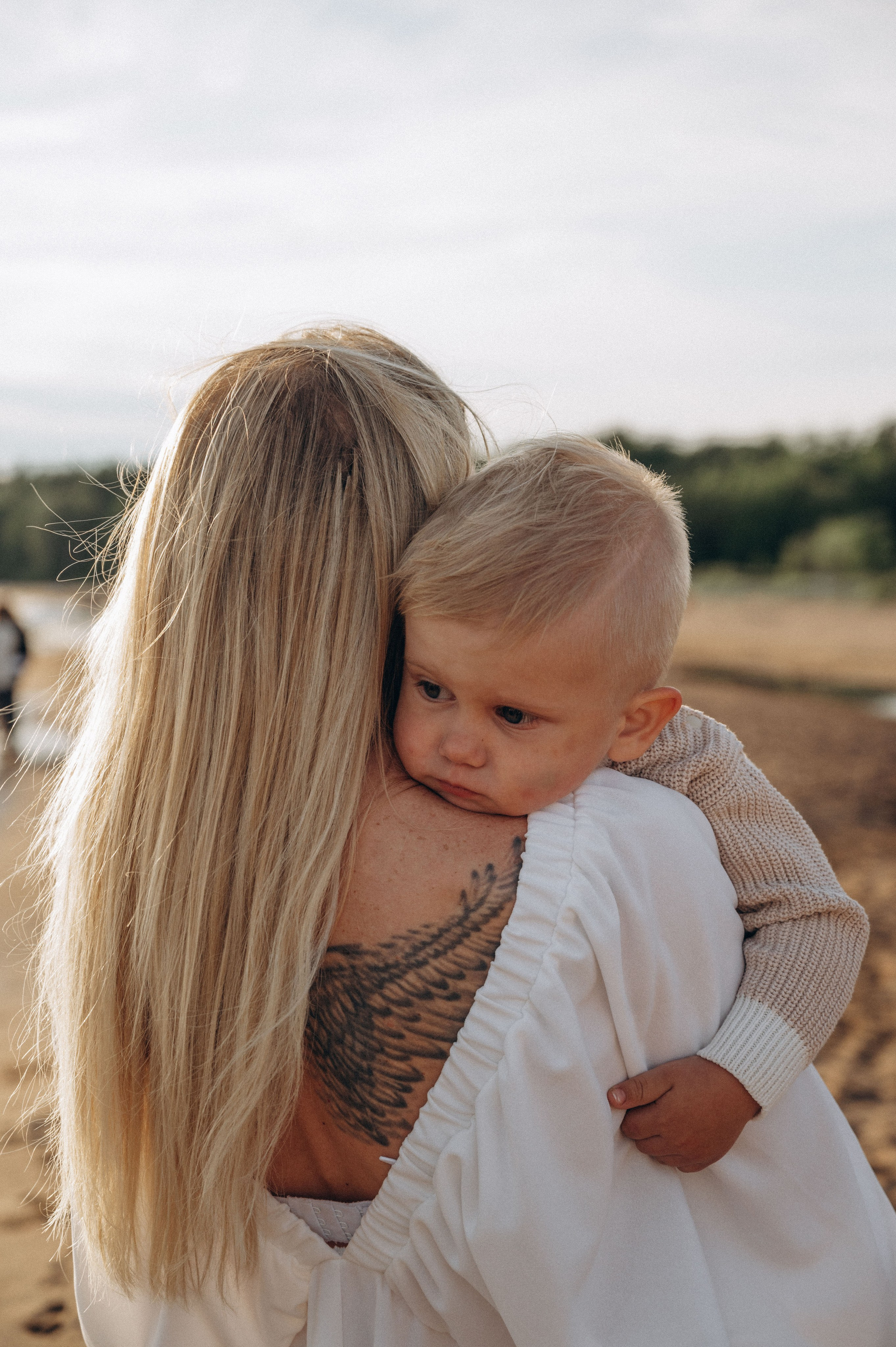 Юлия. Профессиональный фотограф беременности в СПБ. Стильные фотосессии беременности в стиле минимализм и классическая фотография
