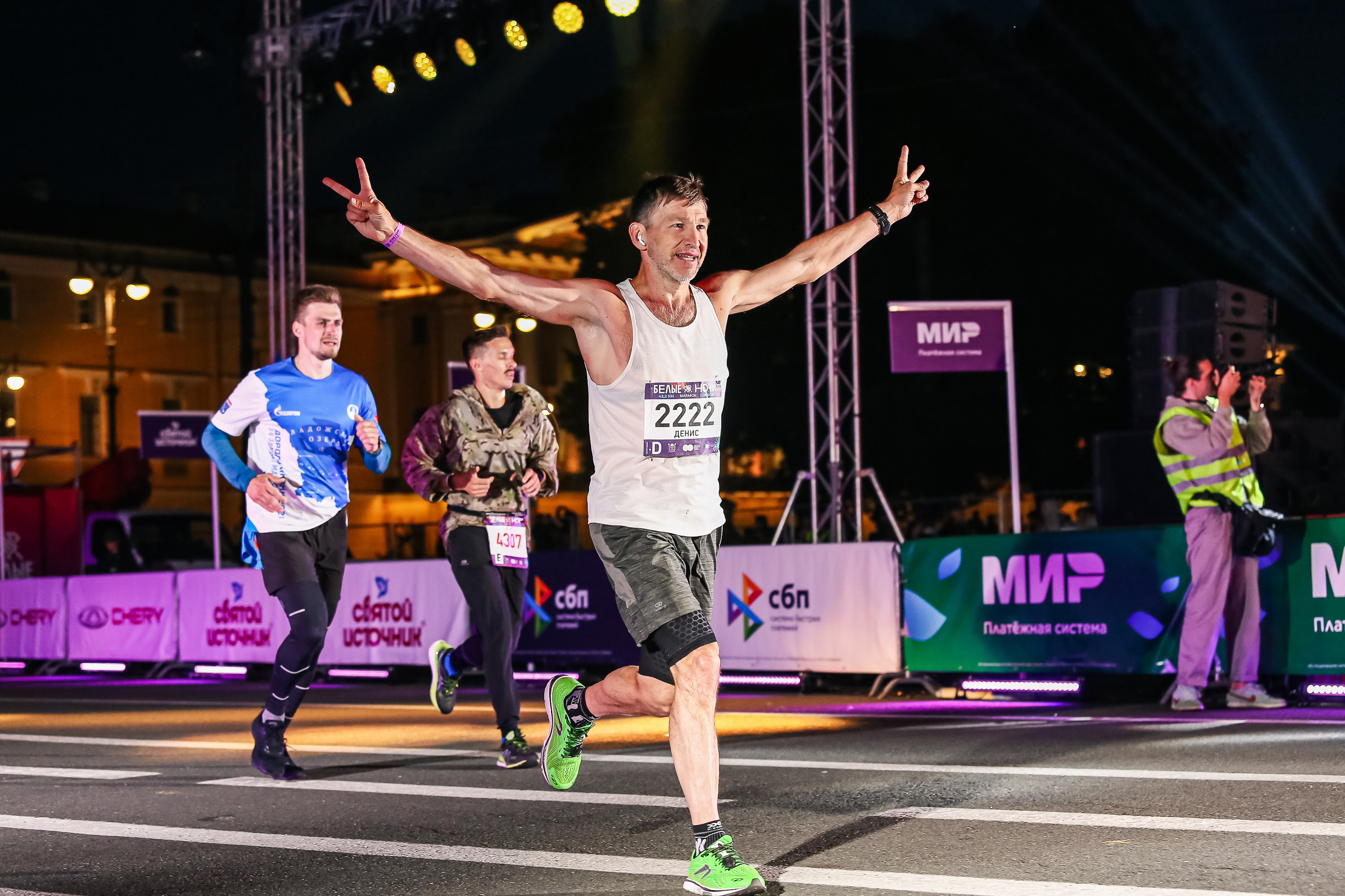 Марафон Белые Ночи 2023. Сергей Гусев — спортивная фотография, виртуальные туры, 3д панорамы