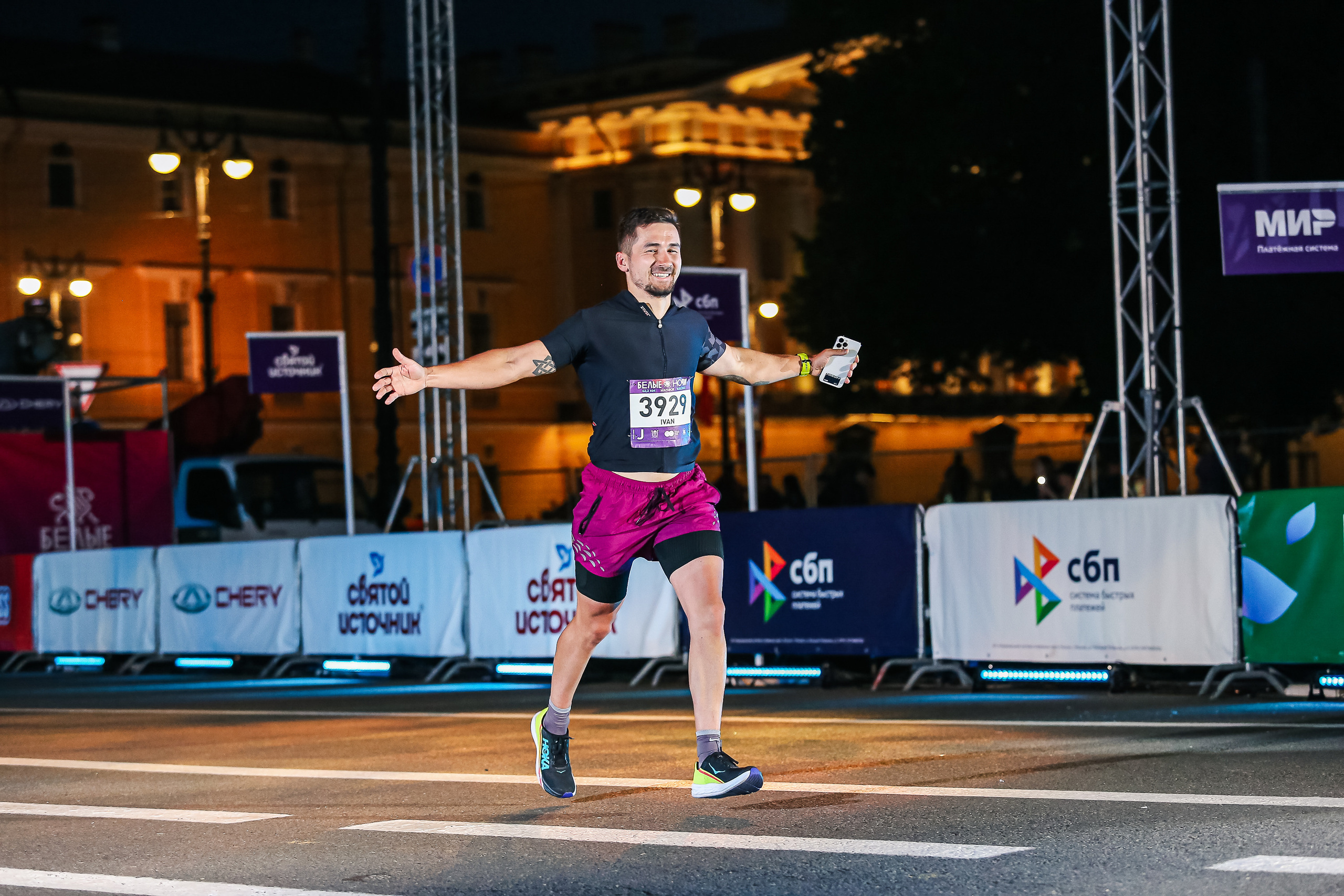 Марафон Белые Ночи 2023. Сергей Гусев — спортивная фотография, виртуальные туры, 3д панорамы