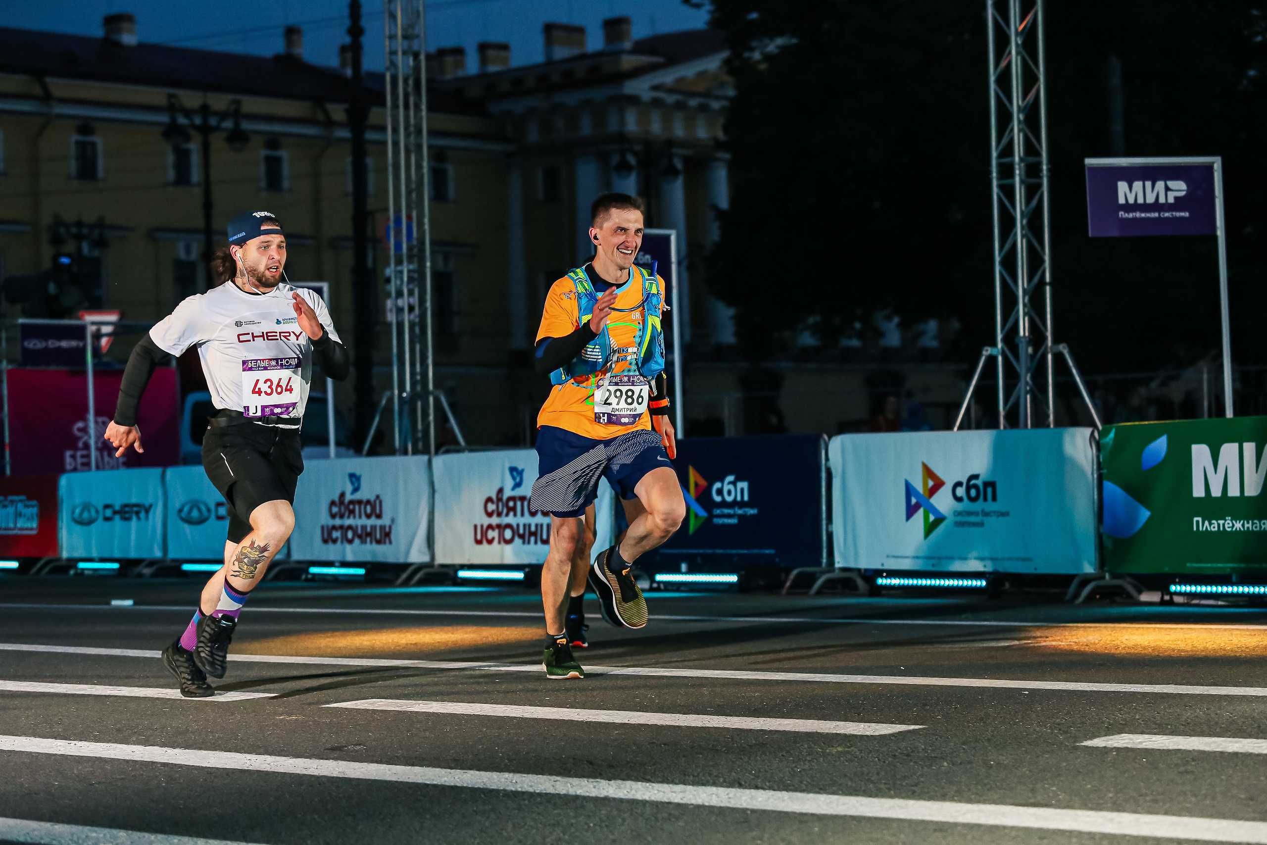 Марафон Белые Ночи 2023. Сергей Гусев — спортивная фотография, виртуальные туры, 3д панорамы