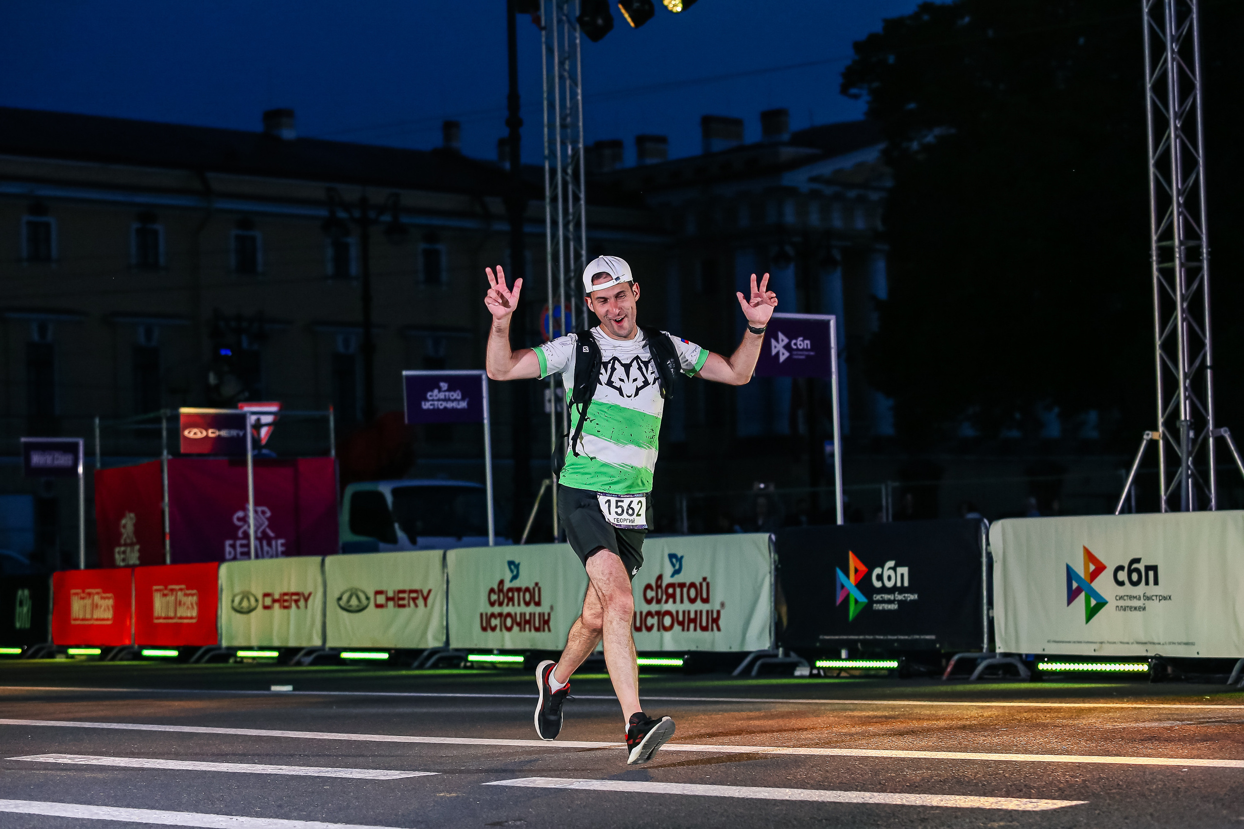 Марафон Белые Ночи 2023. Сергей Гусев — спортивная фотография, виртуальные туры, 3д панорамы