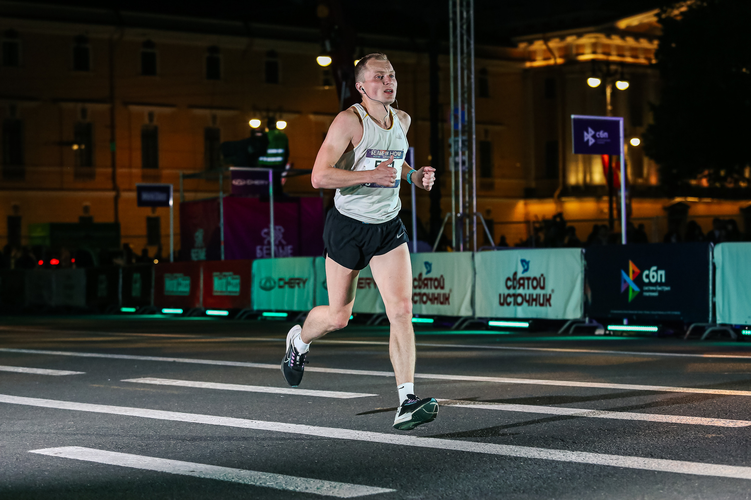 Марафон Белые Ночи 2023. Сергей Гусев — спортивная фотография, виртуальные туры, 3д панорамы